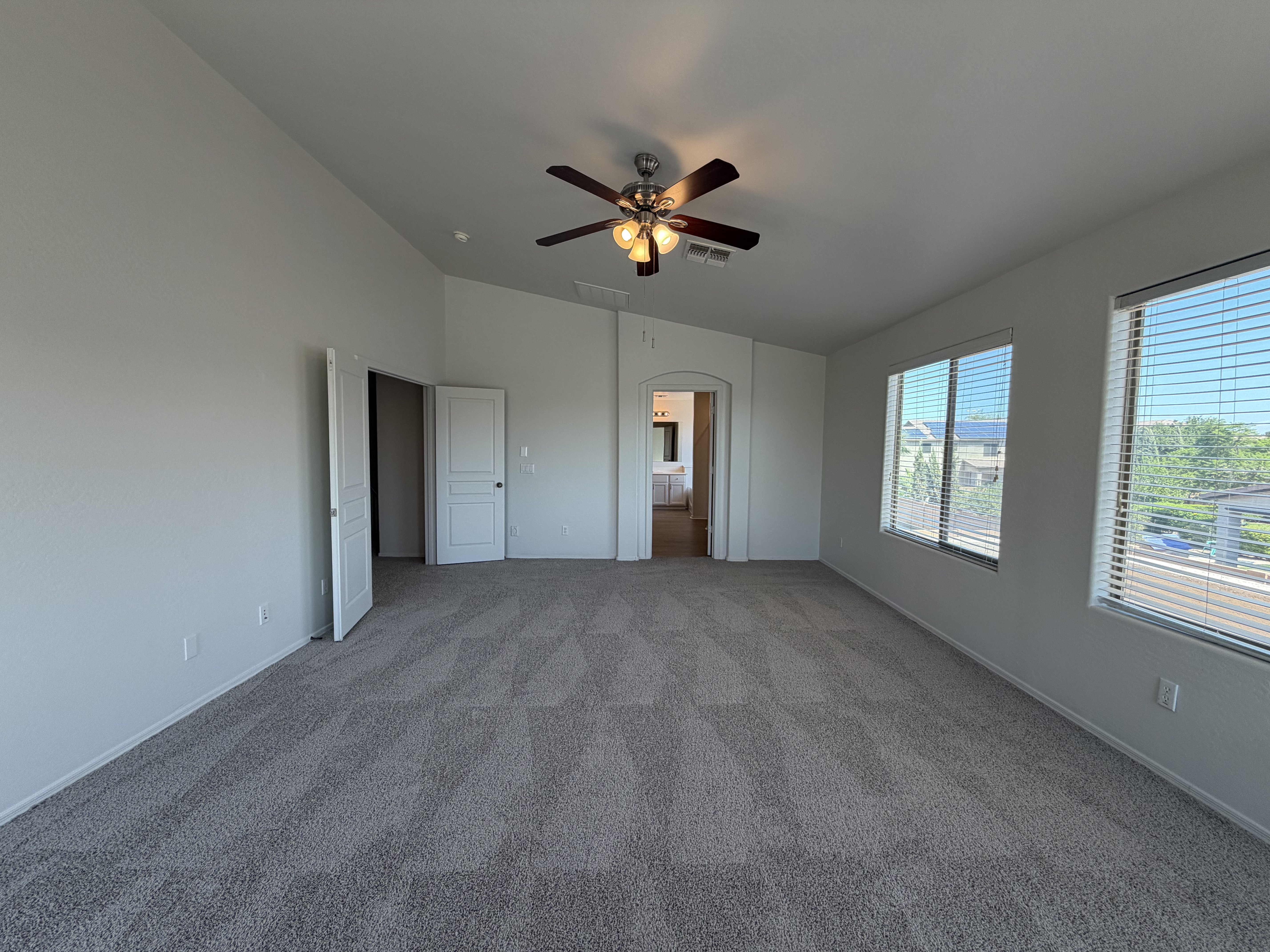 Photo 4 of 30 of 18405 N Stonegate Rd, Maricopa, AZ