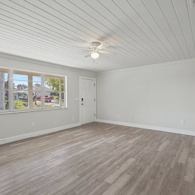 Property photo 3 of 767 Rolling Hill Dr