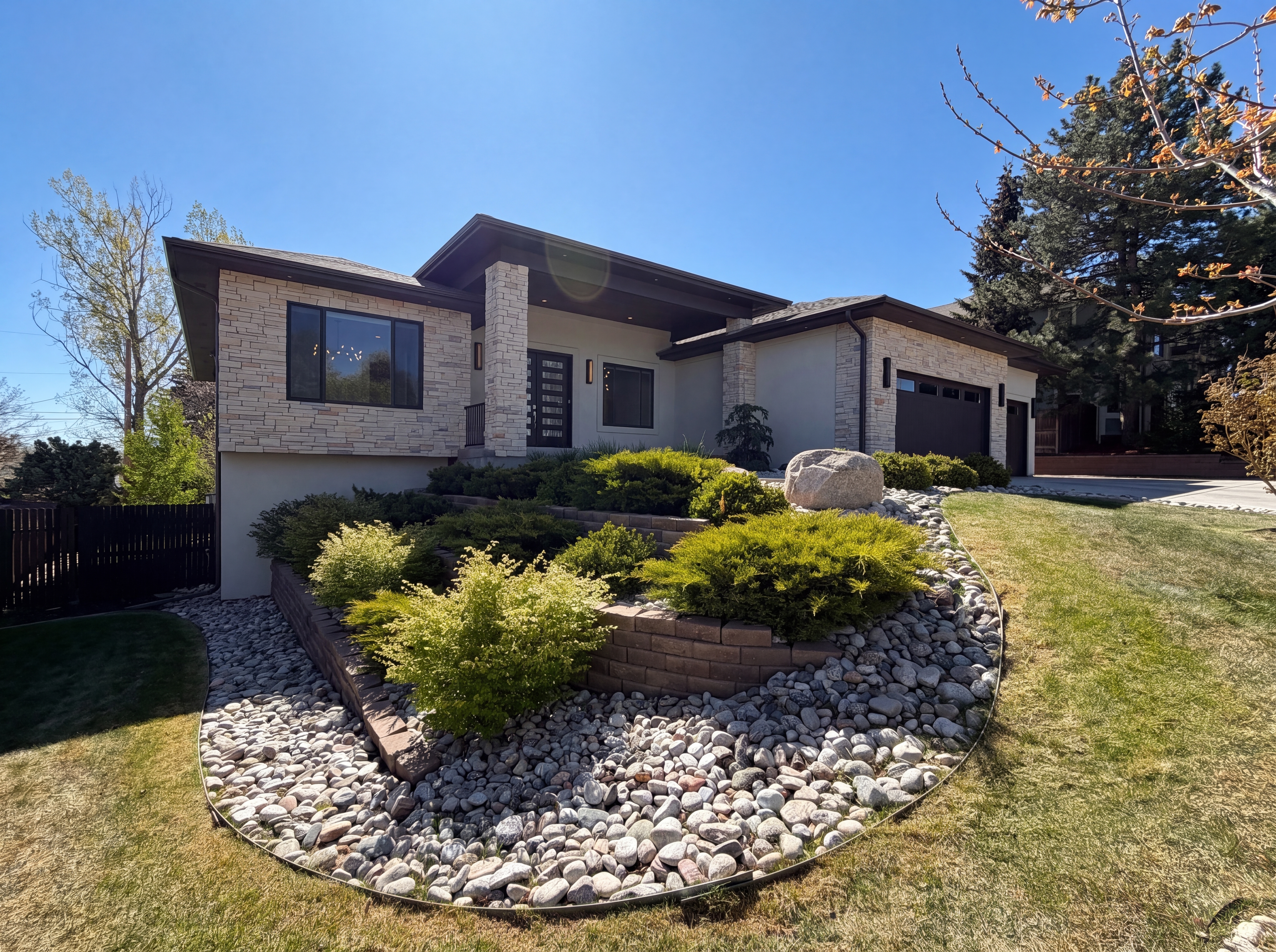 Photo 35 of 42 of 8804 S Brentwood St, Littleton, CO