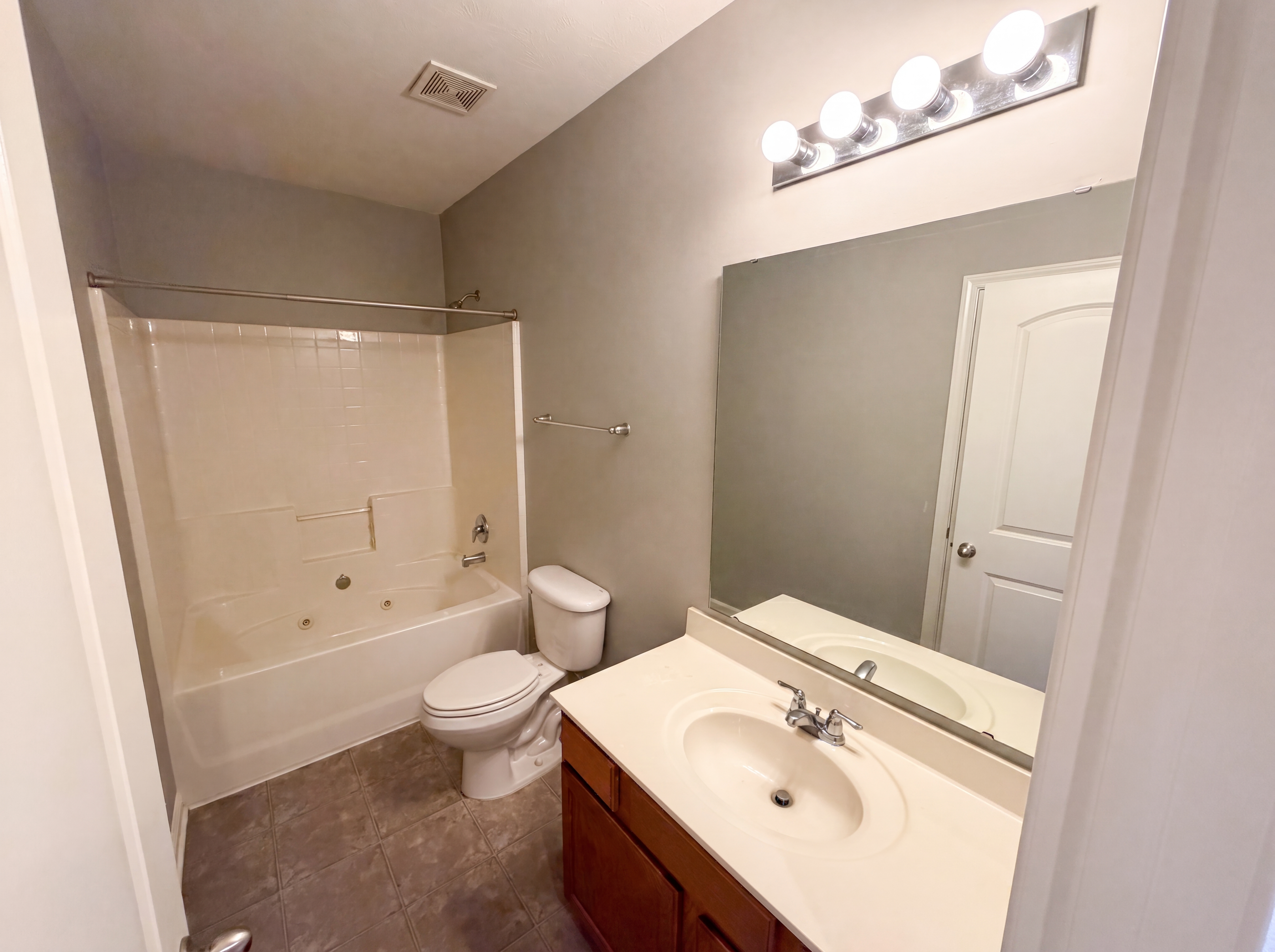 Photo 36 of 43 of 7212 Maple Bluff Pl, Indianapolis, IN