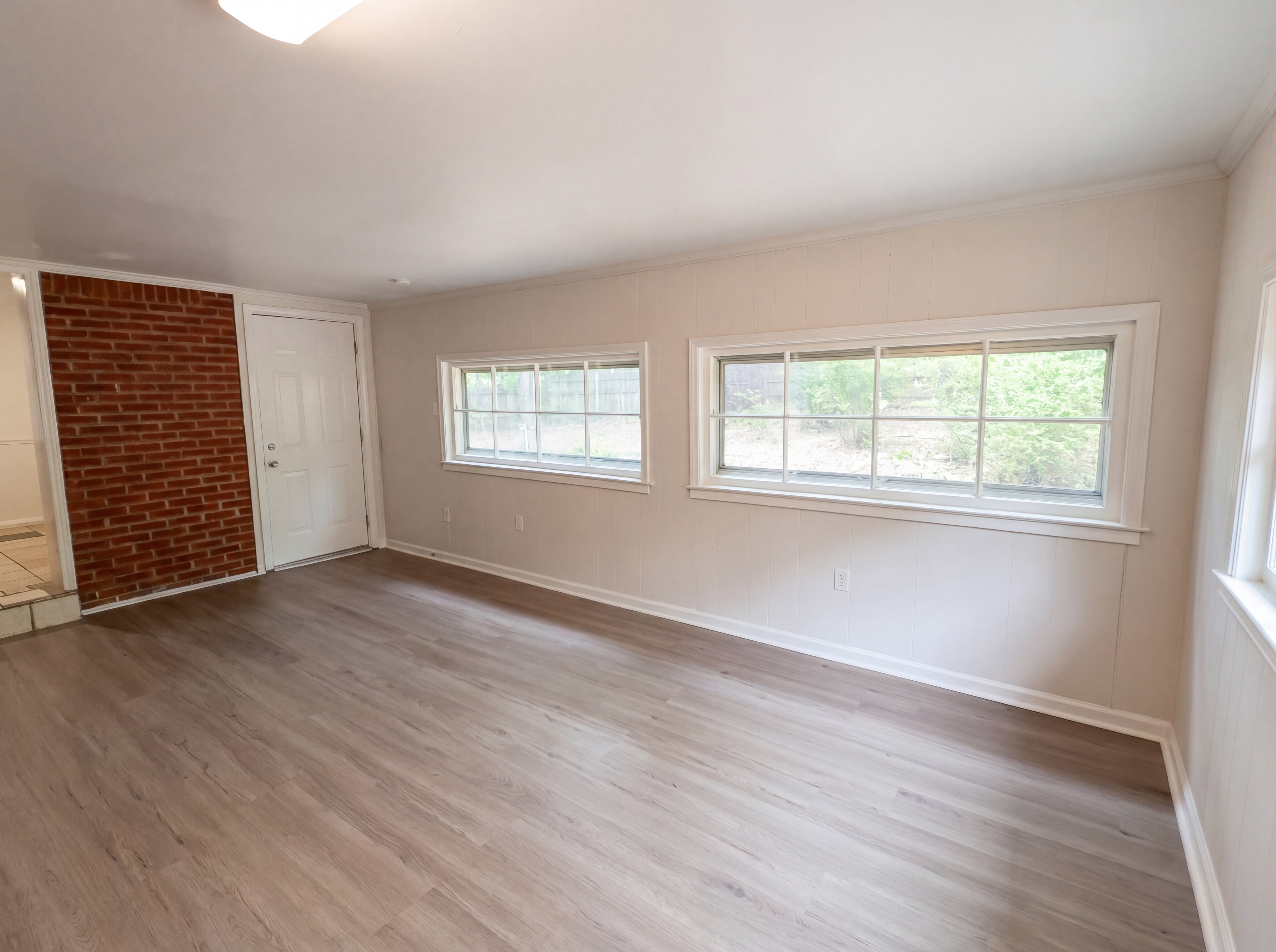 Photo 12 of 43 of 4803 Priscilla Ave, Memphis, TN