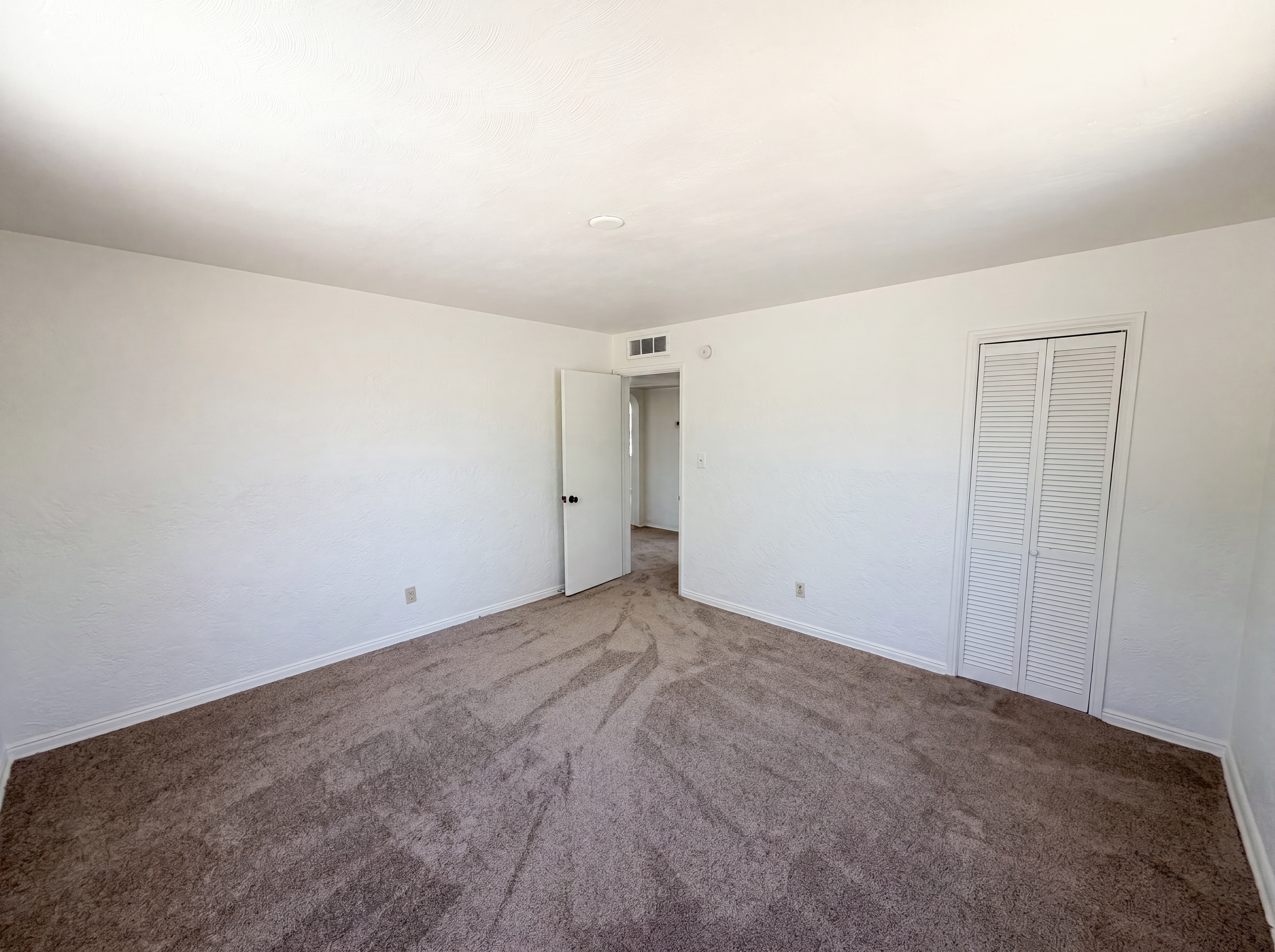 Photo 15 of 22 of 457 E Pastime Rd, Tucson, AZ