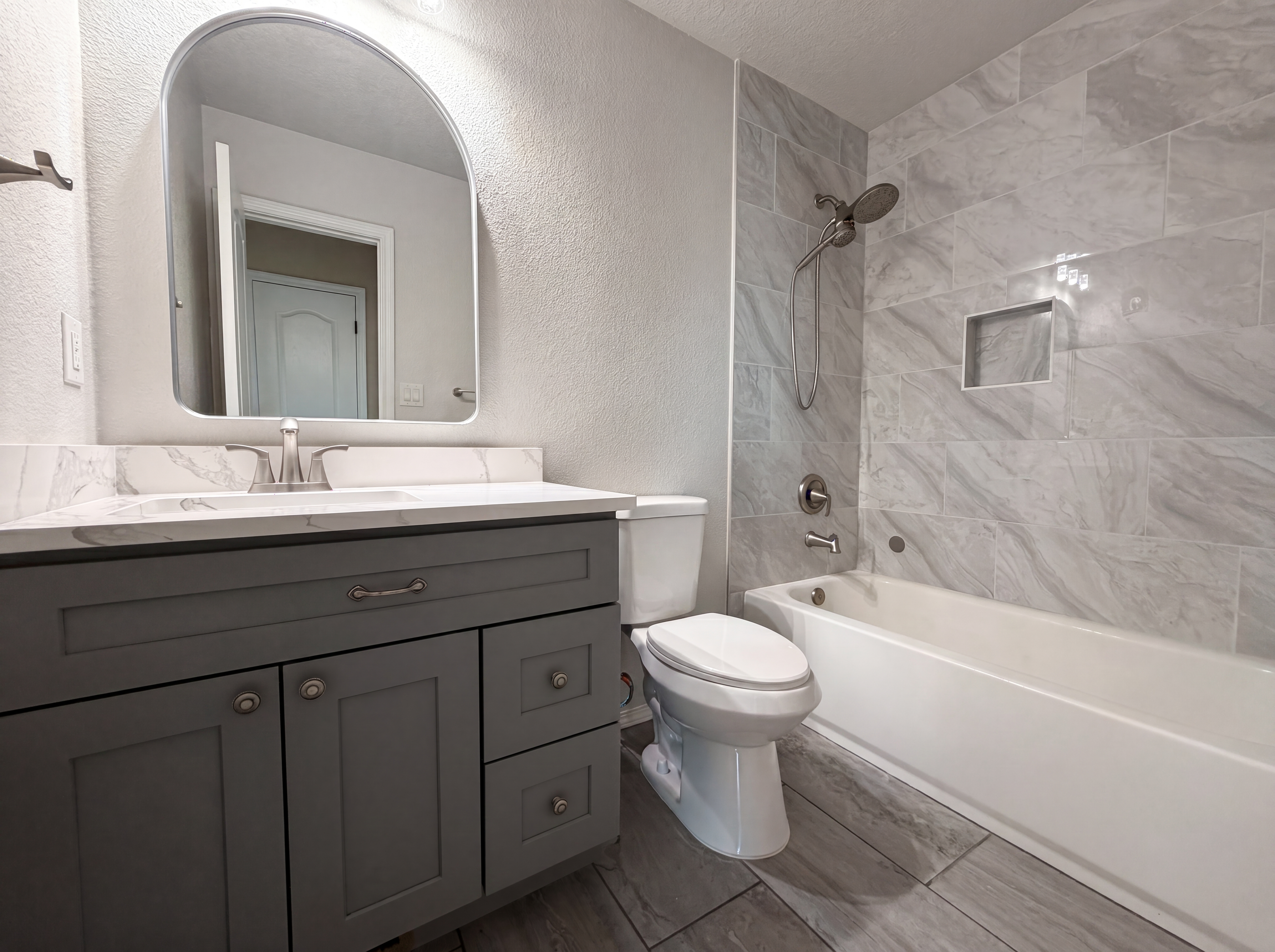 Photo 6 of 26 of 1309 Spruce Meadows Dr NE, Rio Rancho, NM