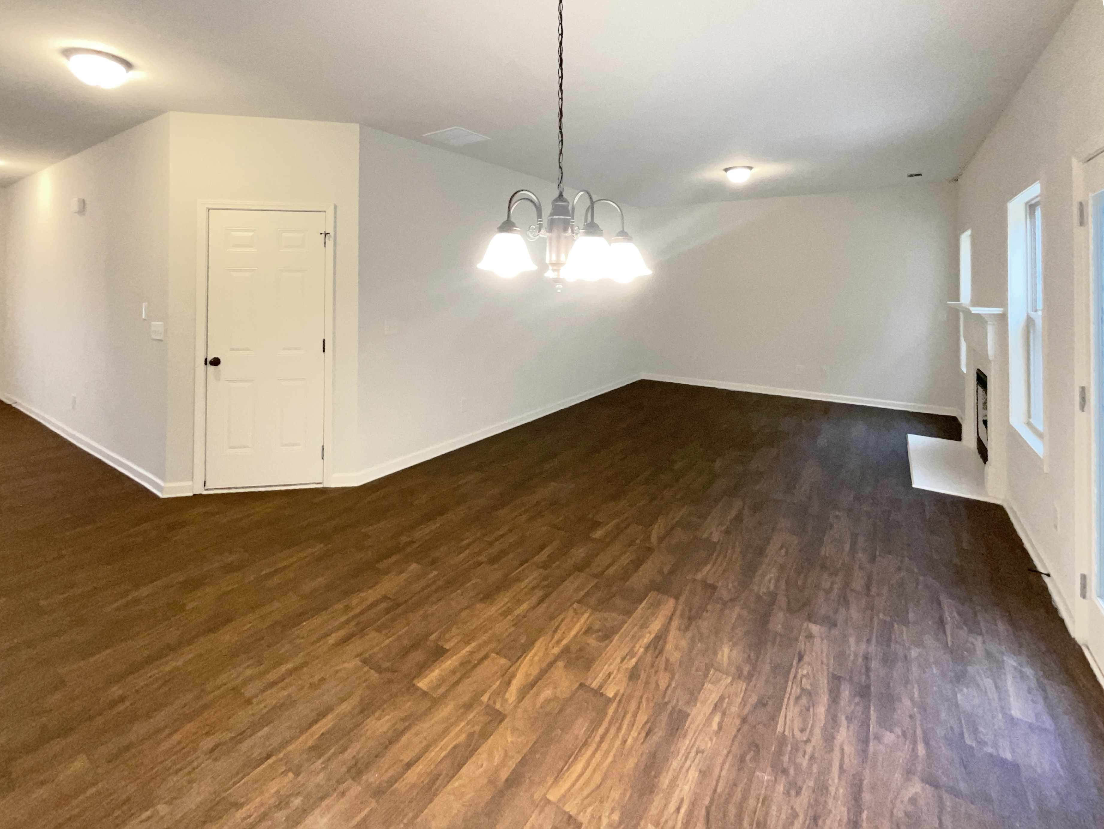 Photo 11 of 43 of 1036 Glenwyck Dr, Braselton, GA
