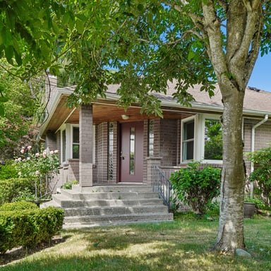 Property photo 1 of 3004 SW Barton St