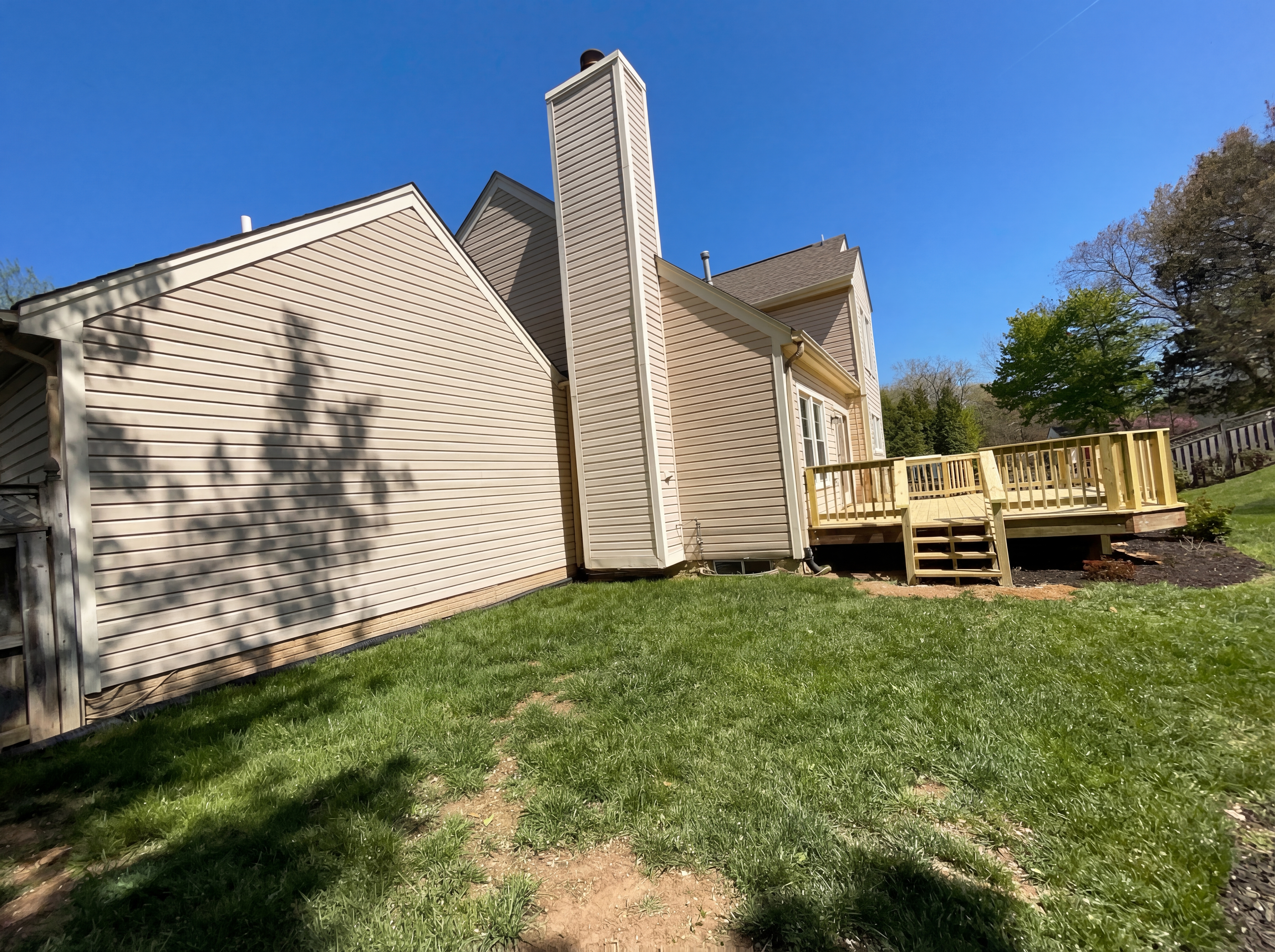 Photo 42 of 48 of 13907 Castle Ct, Chantilly, VA
