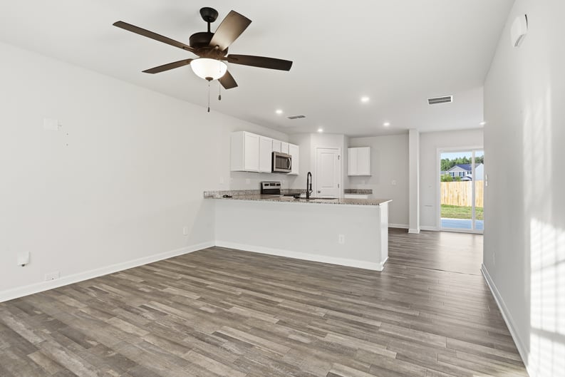 Property photo 3 of 154 Catalpa Rd