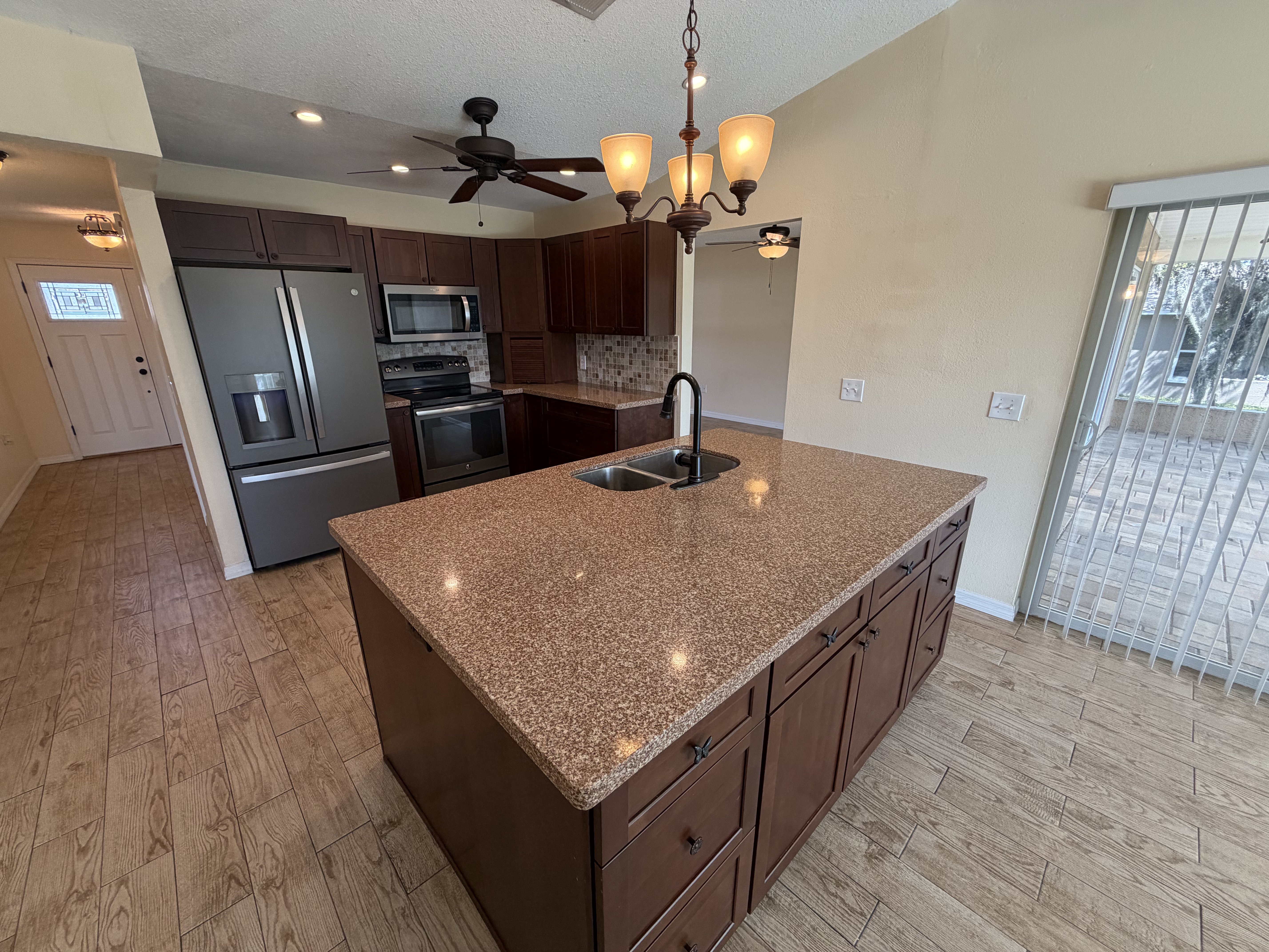 Photo 16 of 44 of 4573 Bayridge Ct, Spring Hill, FL