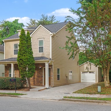 Property photo 1 of 202 W Marietta St