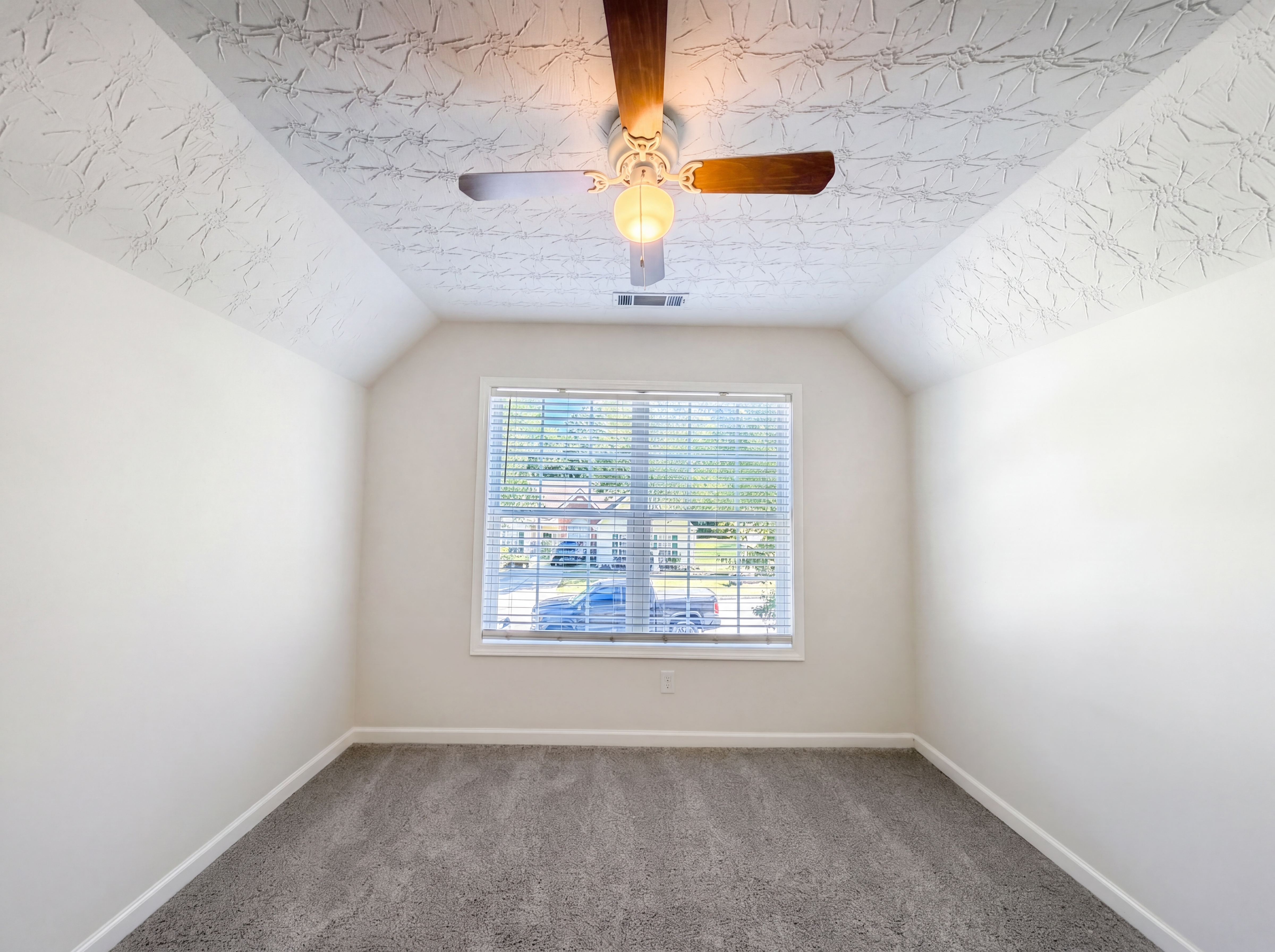 Photo 16 of 29 of 3324 Baymount Way, Lawrenceville, GA