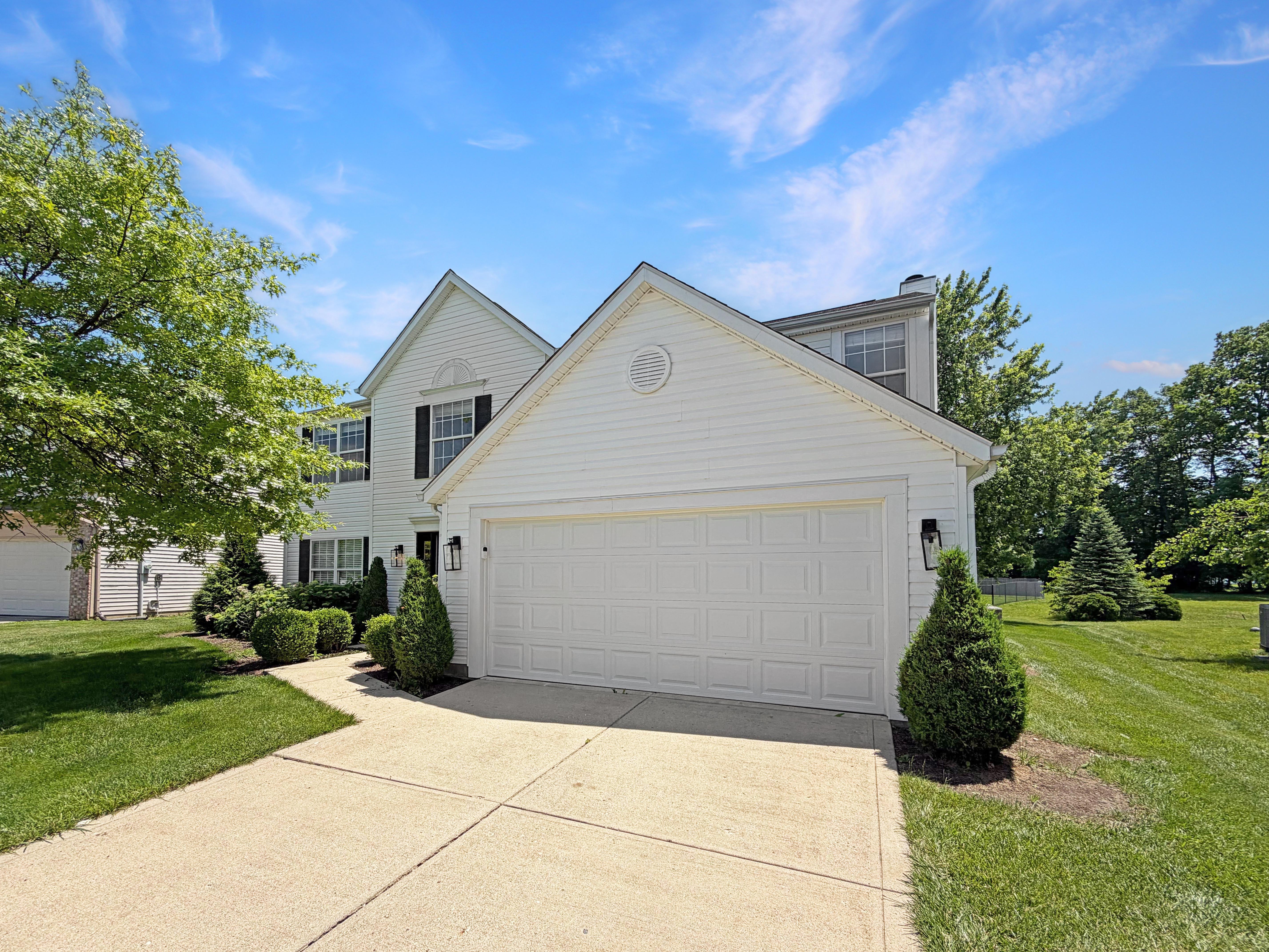 Photo 18 of 21 of 5259 Baysdon Cir, Indianapolis, IN