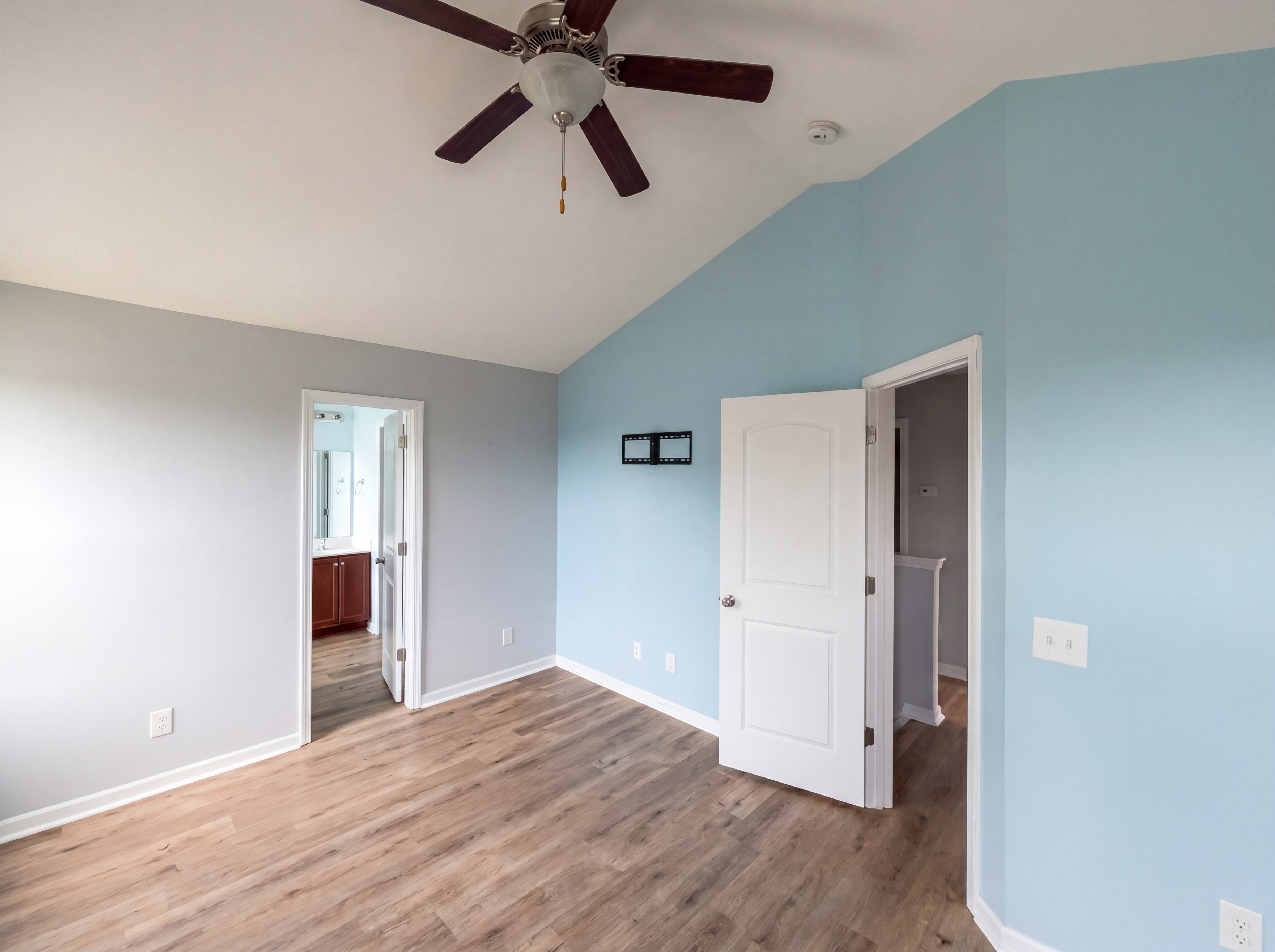 Photo 4 of 17 of 286 Blue Rock Dr, Longs, SC