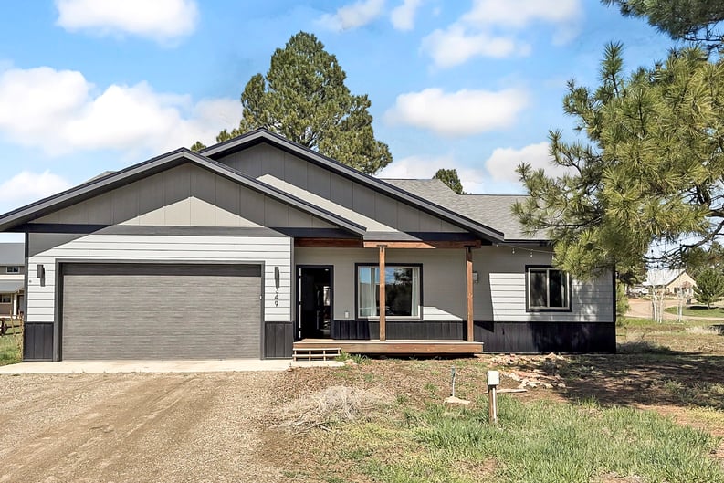 Property photo 1 of 349 Sandlewood Dr