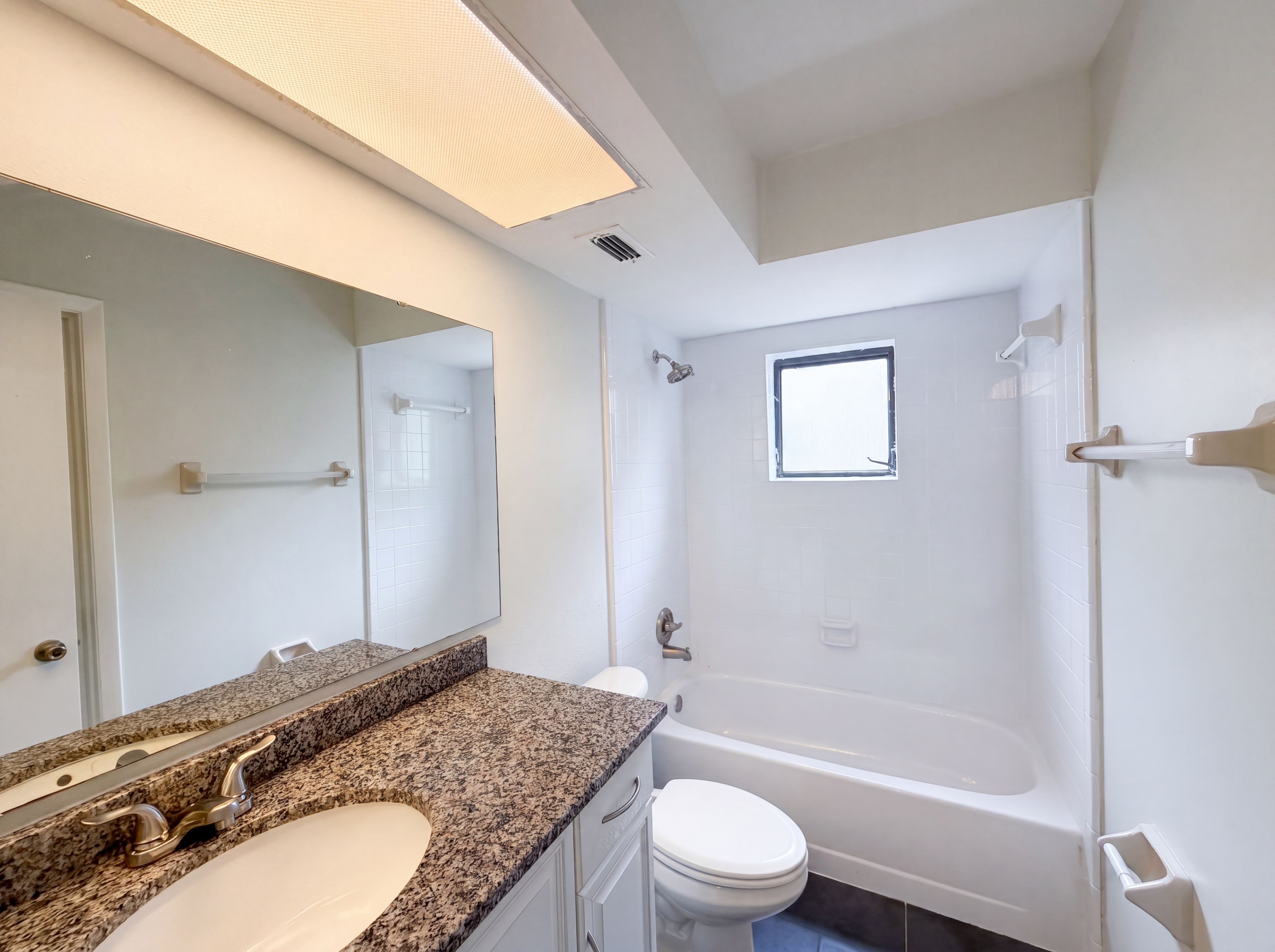 Photo 16 of 21 of 3622 Shady Grove Cir, Orlando, FL