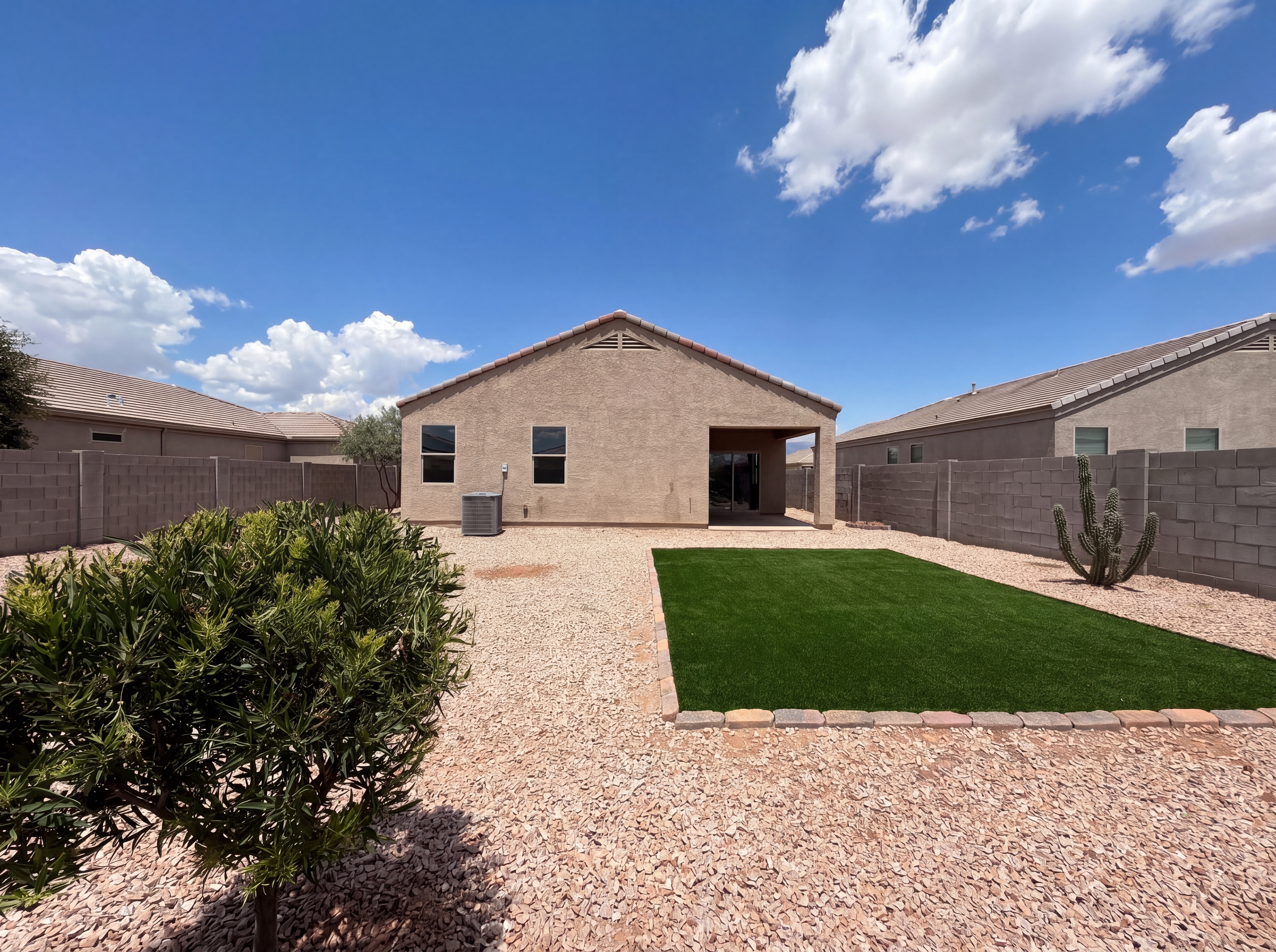 Photo 5 of 21 of 11639 E Cliffrose Ln, Florence, AZ