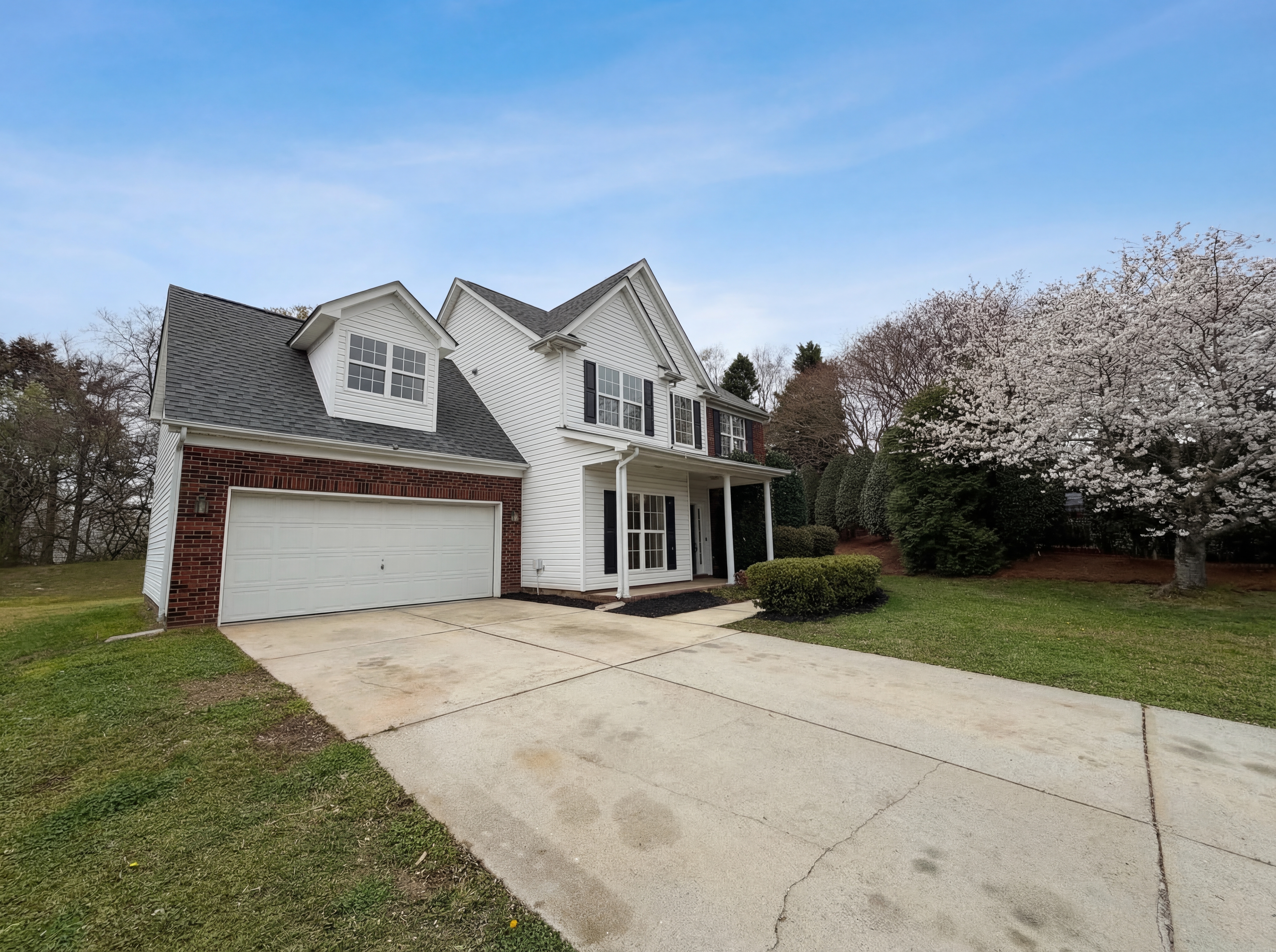 Photo 19 of 24 of 11037 Wyndham Pointe Dr, Charlotte, NC