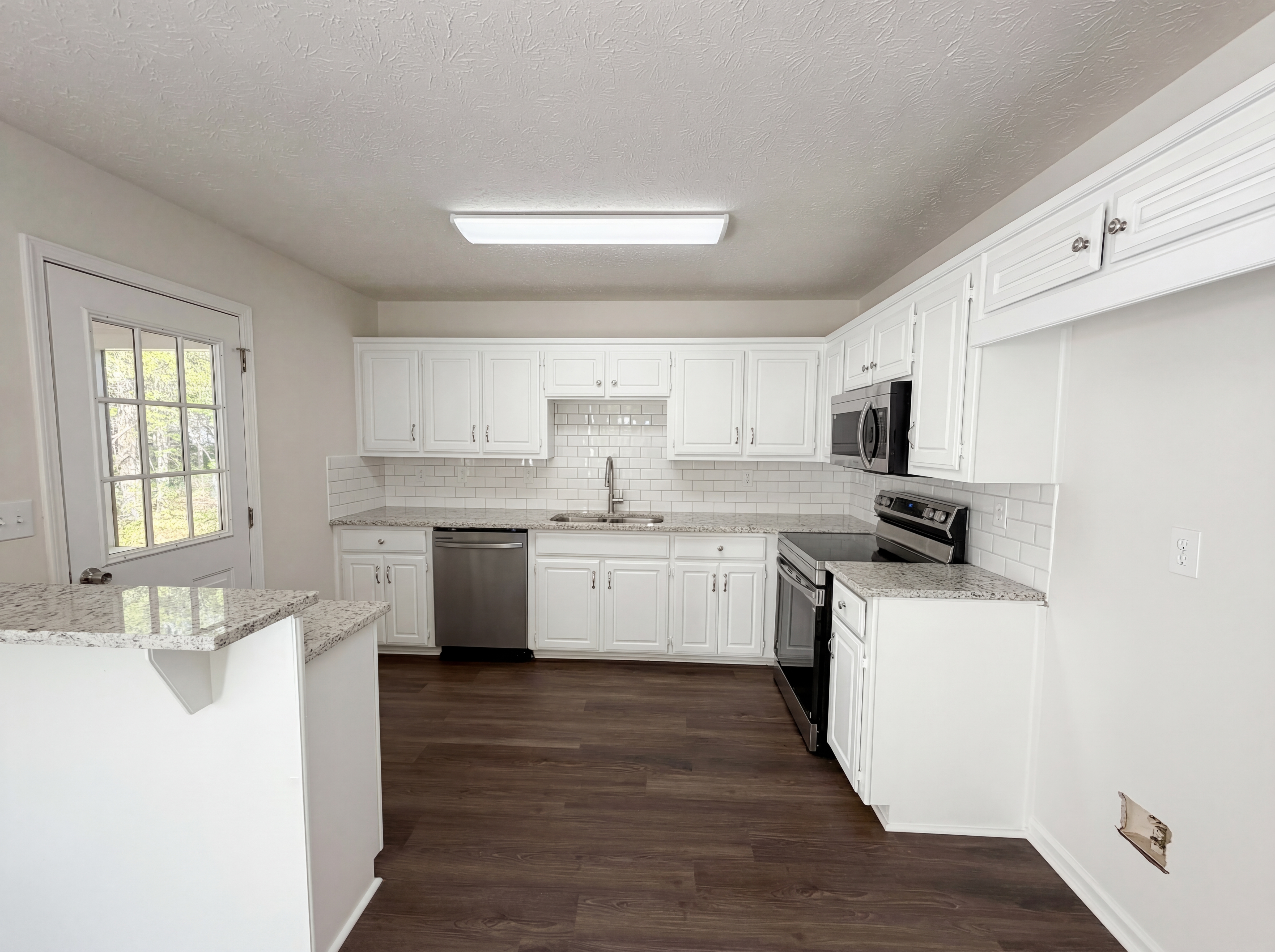 Photo 10 of 23 of 416 Busby Ln, Winder, GA