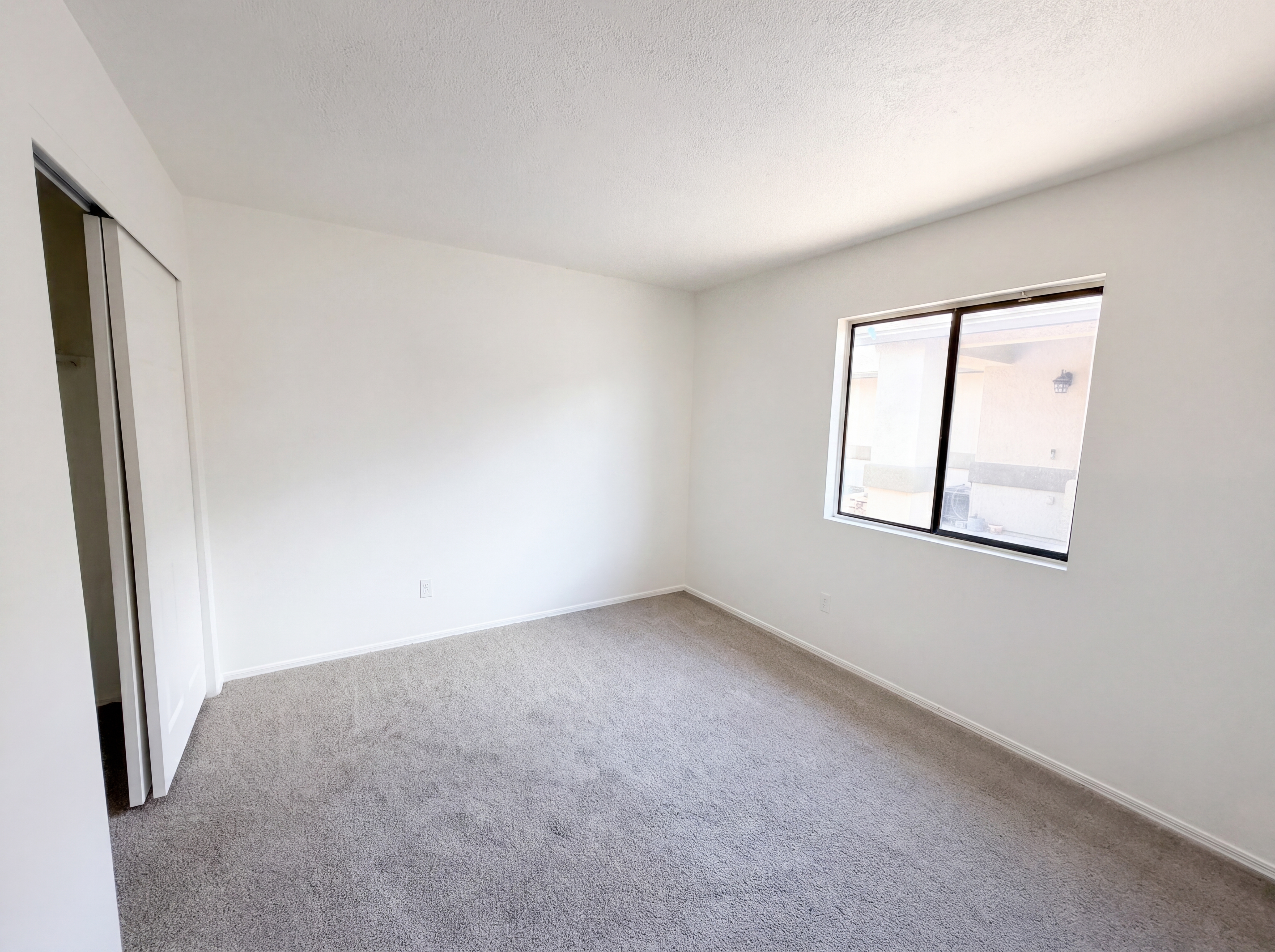Photo 13 of 20 of 1657 W Wood Crest Ct, Tucson, AZ