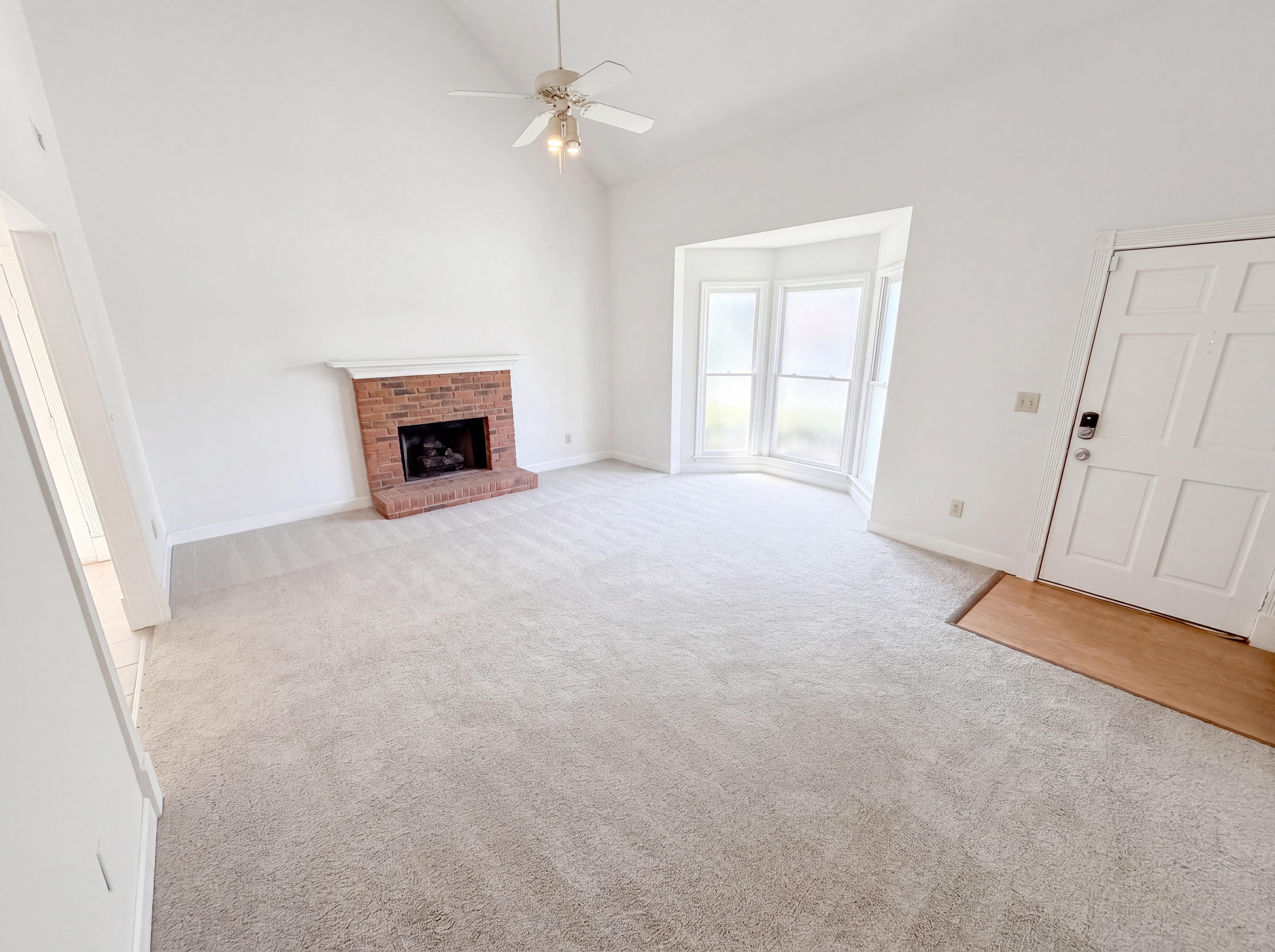 Photo 11 of 26 of 1150 Magnolia Way SE, Smyrna, GA