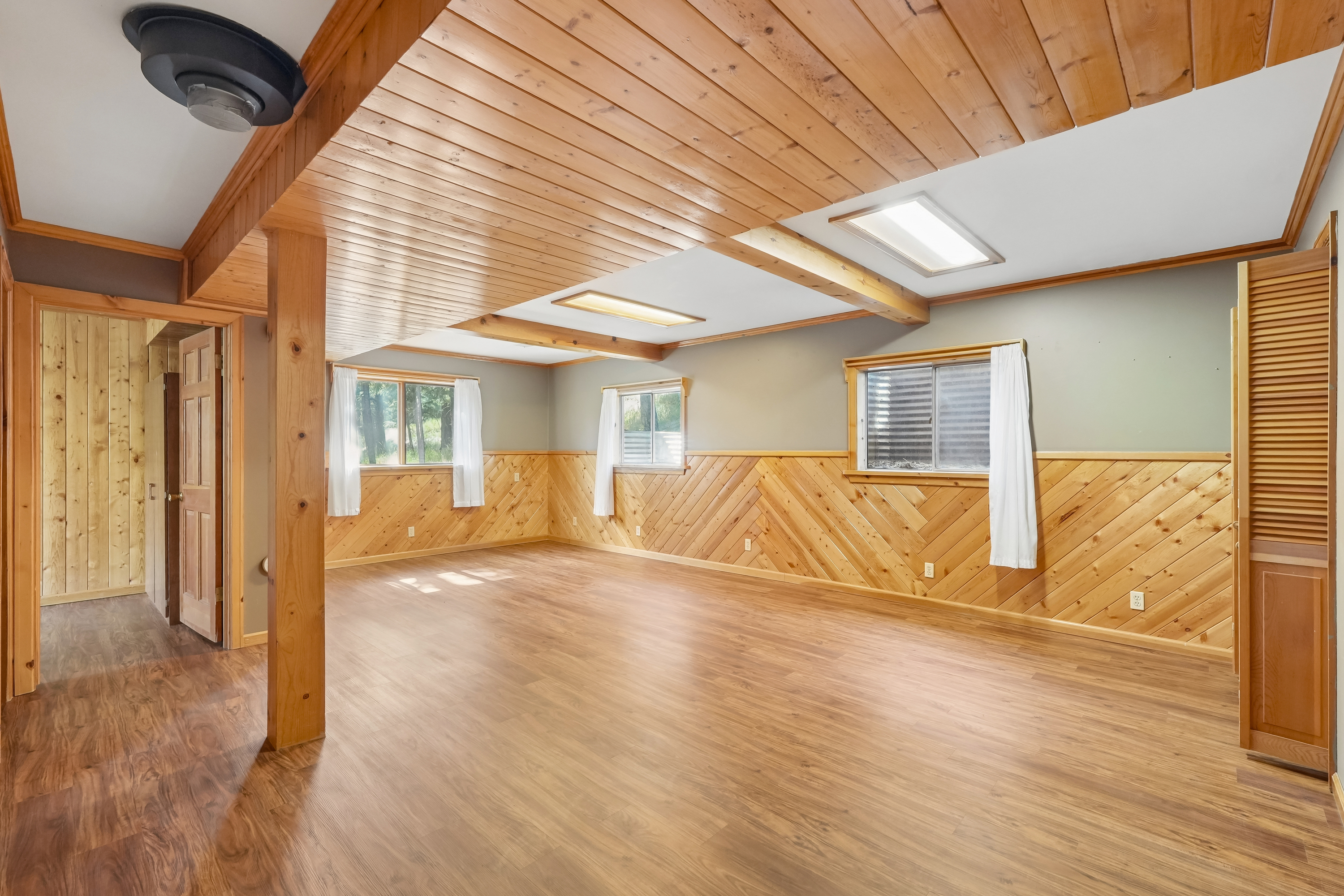 Photo 10 of 55 of 30243 Pine Crest Dr, Evergreen, CO
