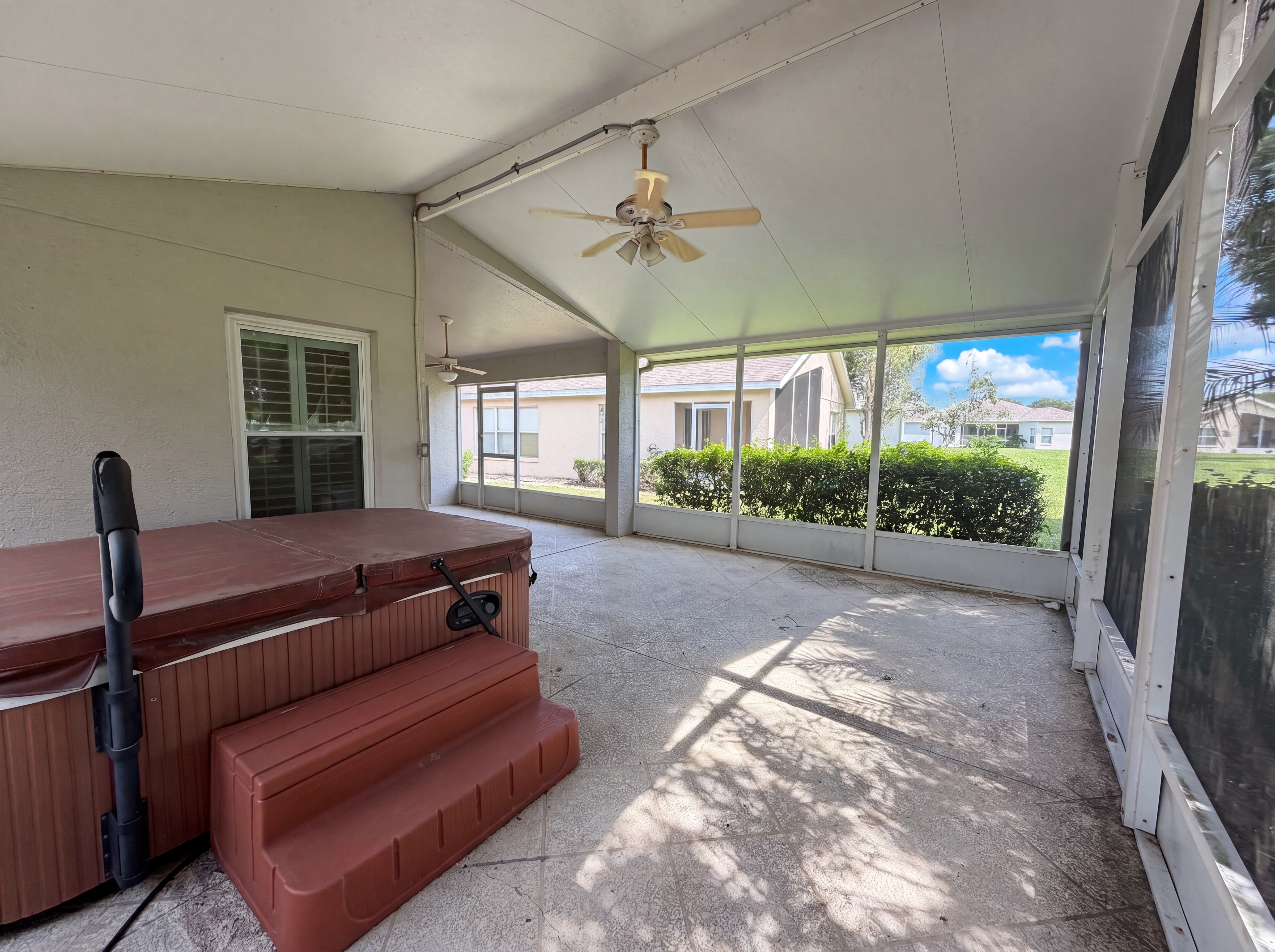 Photo 16 of 18 of 3133 Banyan Hill Ln, Land O Lakes, FL