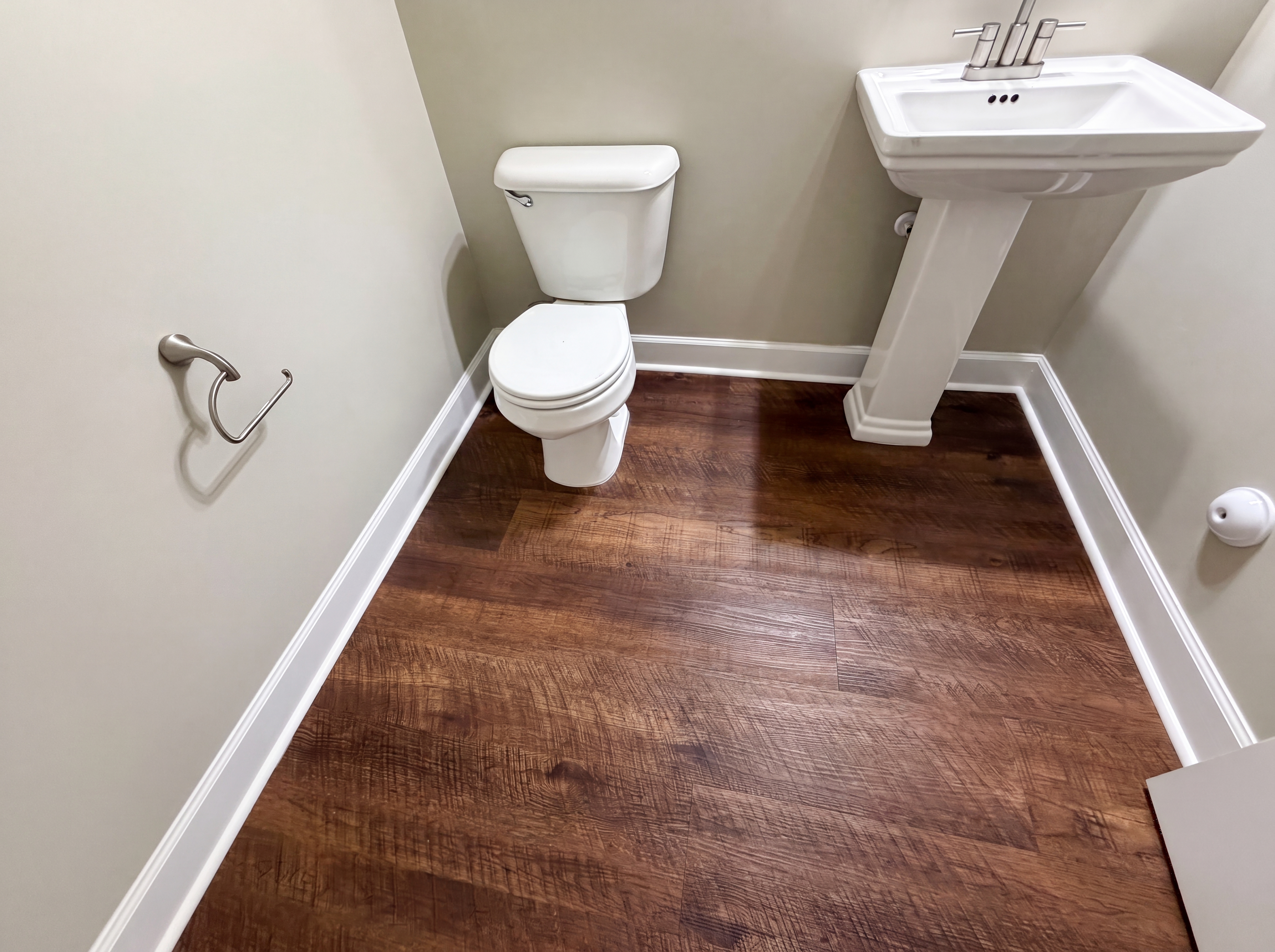 Photo 14 of 19 of 1812 Devonridge Dr, Fuquay Varina, NC