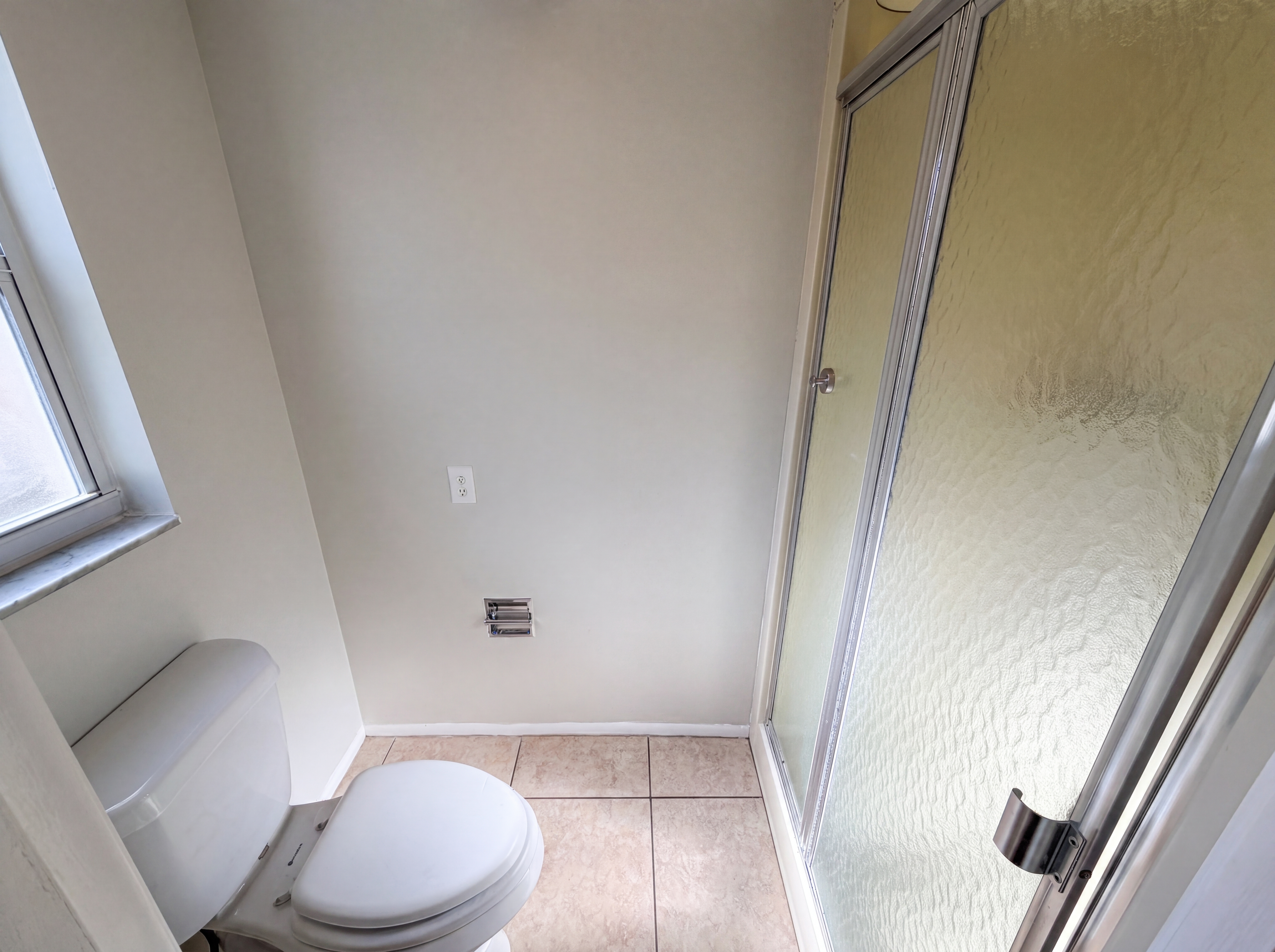 Photo 20 of 29 of 4561 Great Lakes Dr S, Clearwater, FL