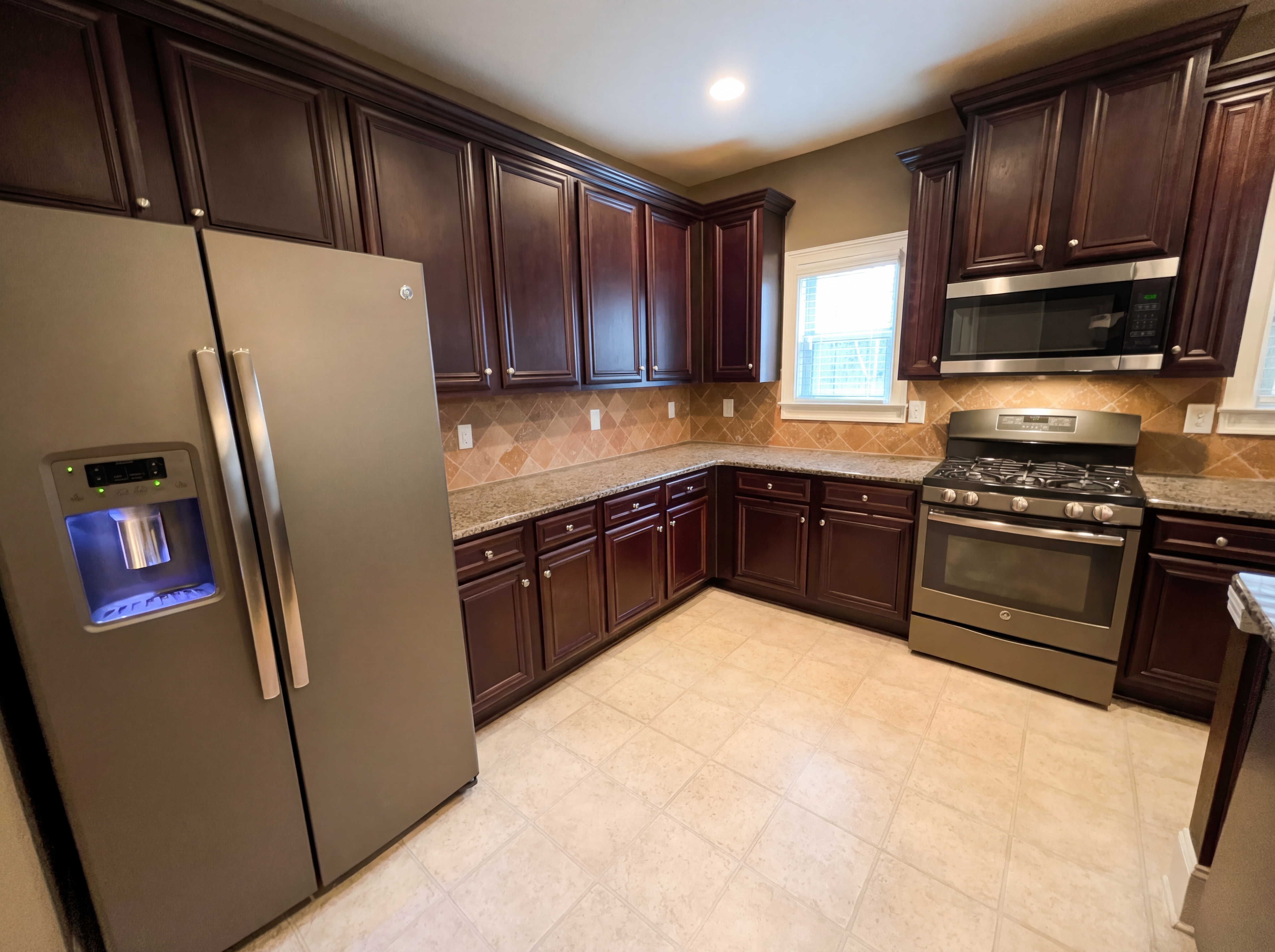 Photo 6 of 33 of 144 Napa Dr, McDonough, GA