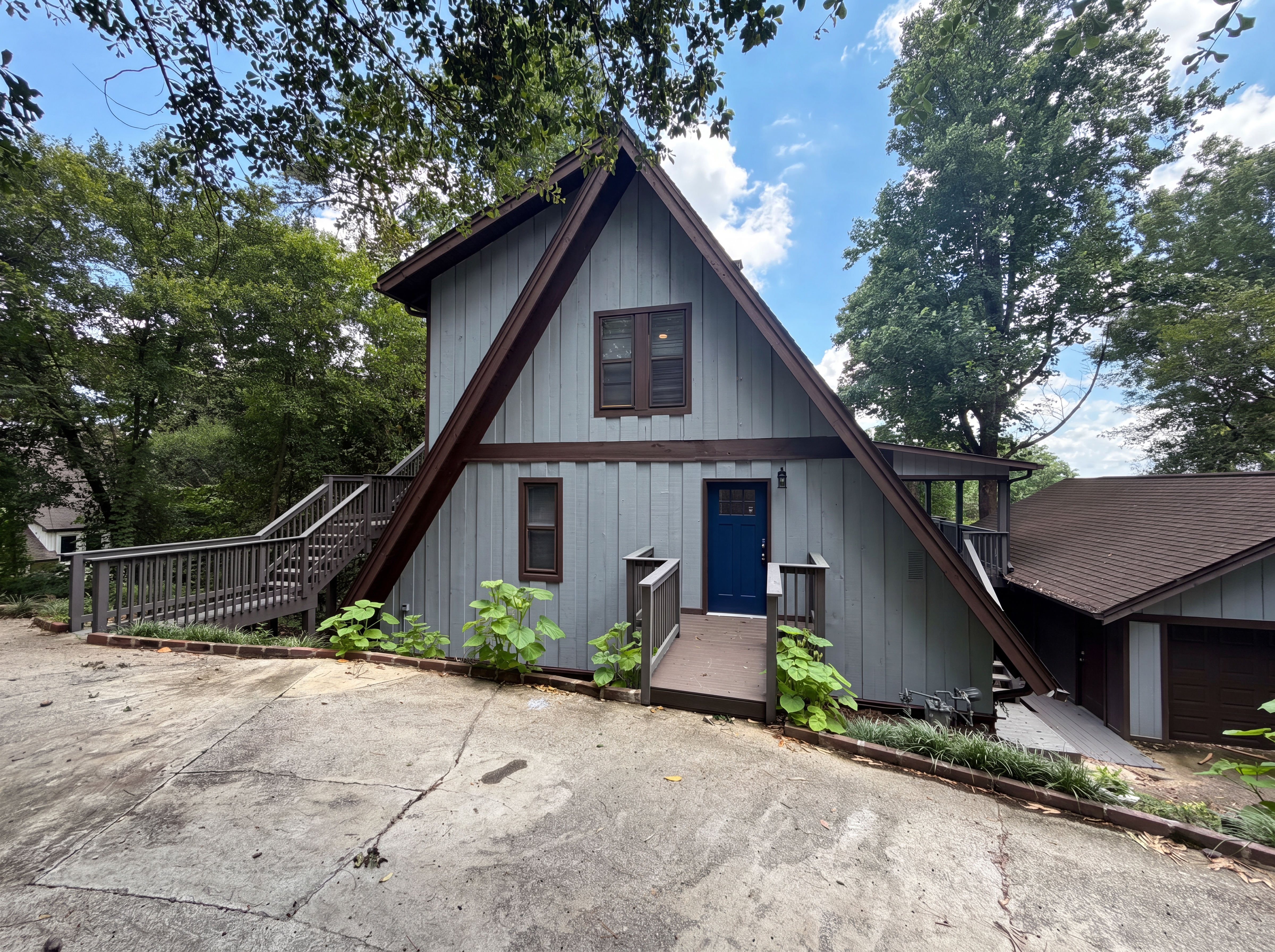Photo 20 of 27 of 2801 Shades Crest Rd, Vestavia Hills, AL