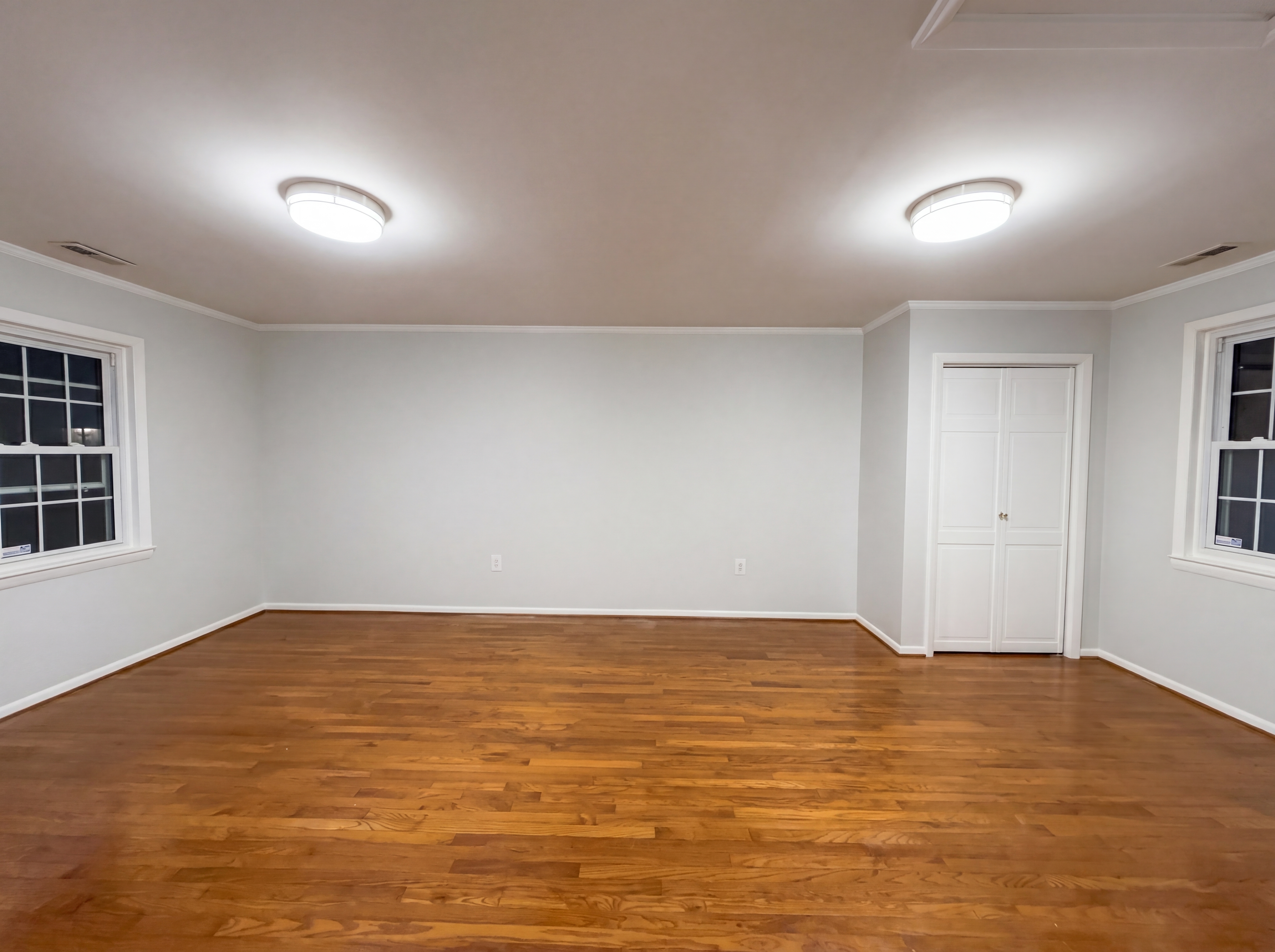 Photo 9 of 23 of 14281 Princedale Dr, Woodbridge, VA