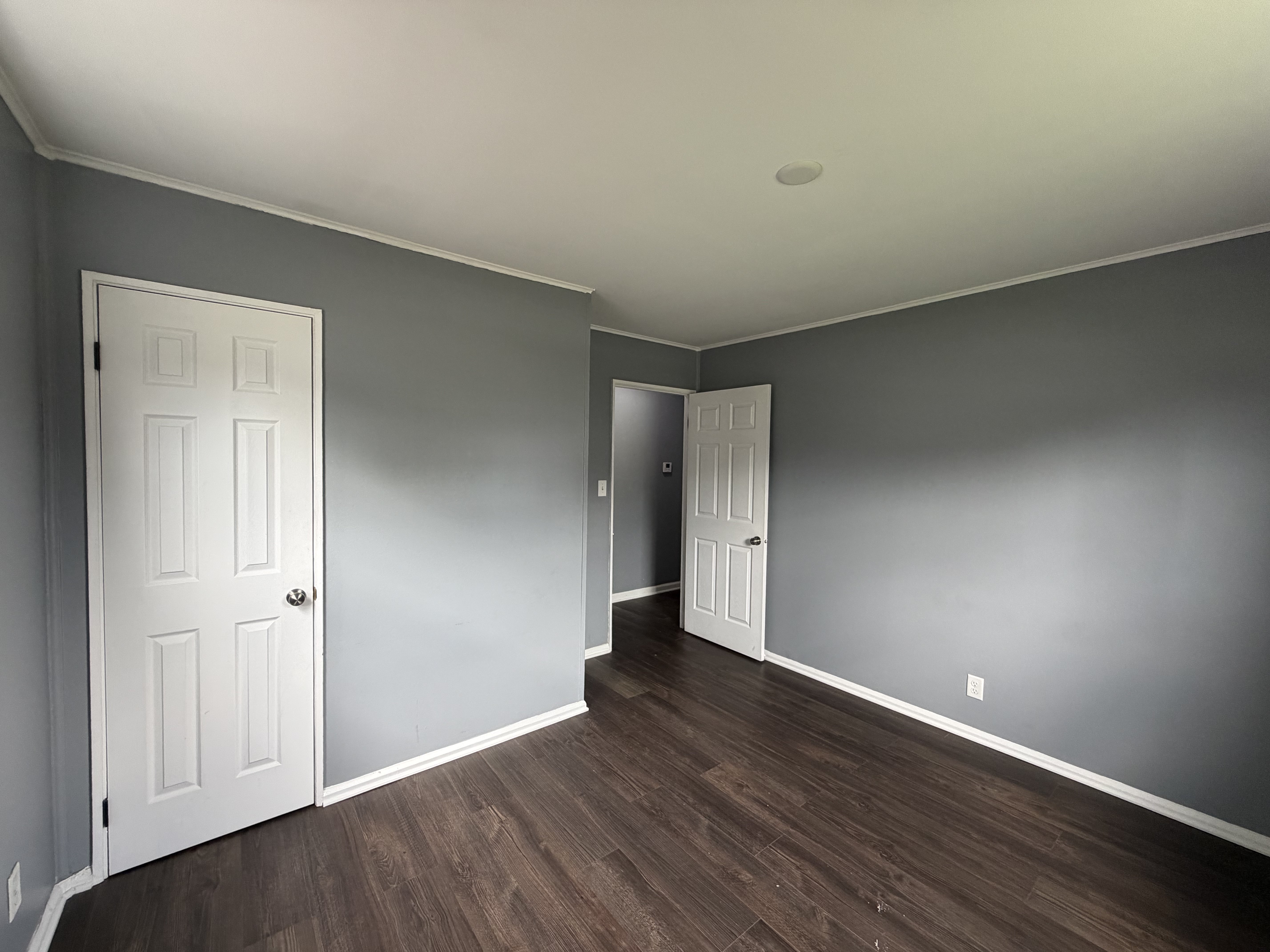Photo 10 of 16 of 4206 E 16th St, Indianapolis, IN