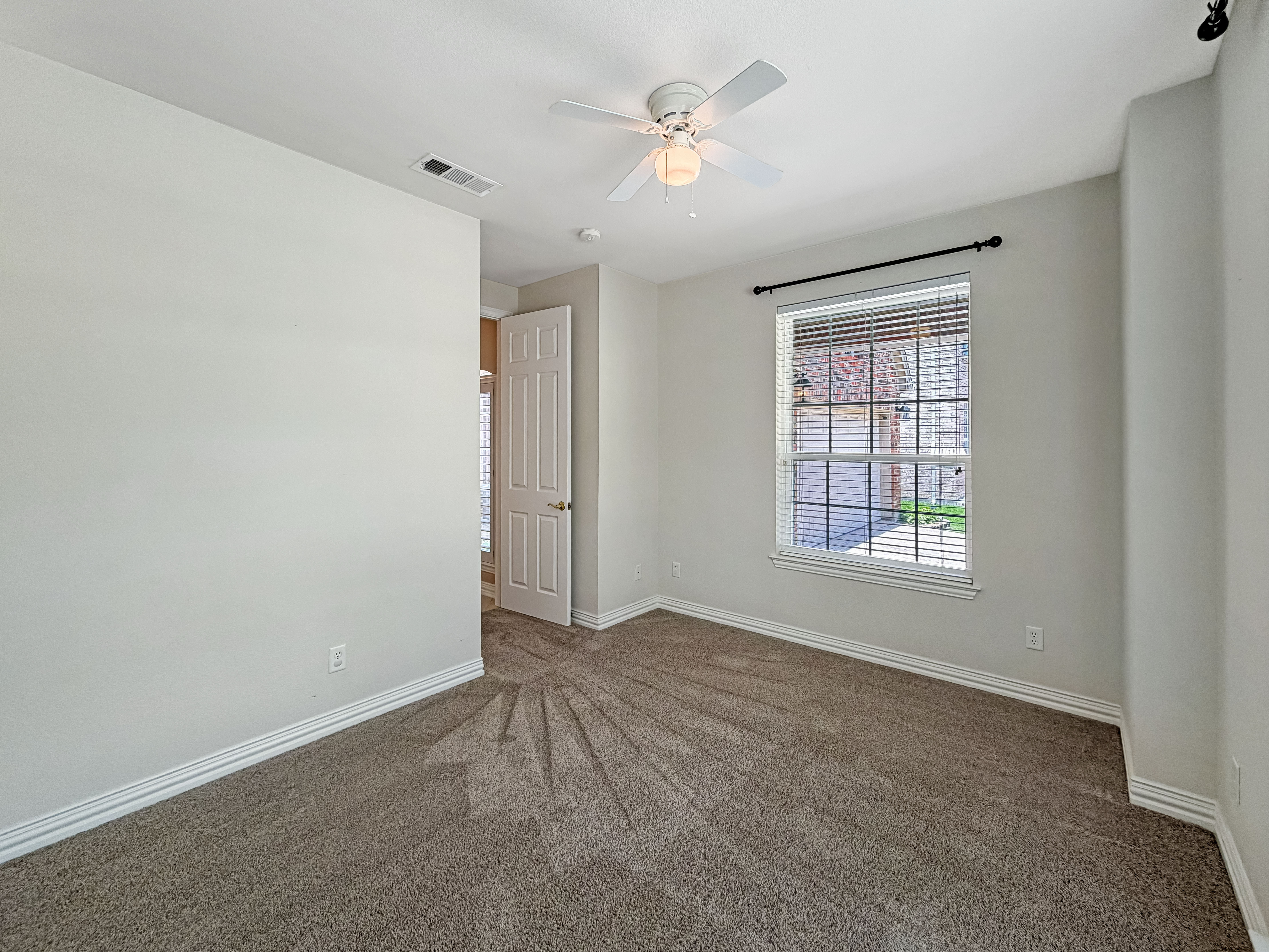 Photo 31 of 36 of 2316 Watercrest Dr, Keller, TX