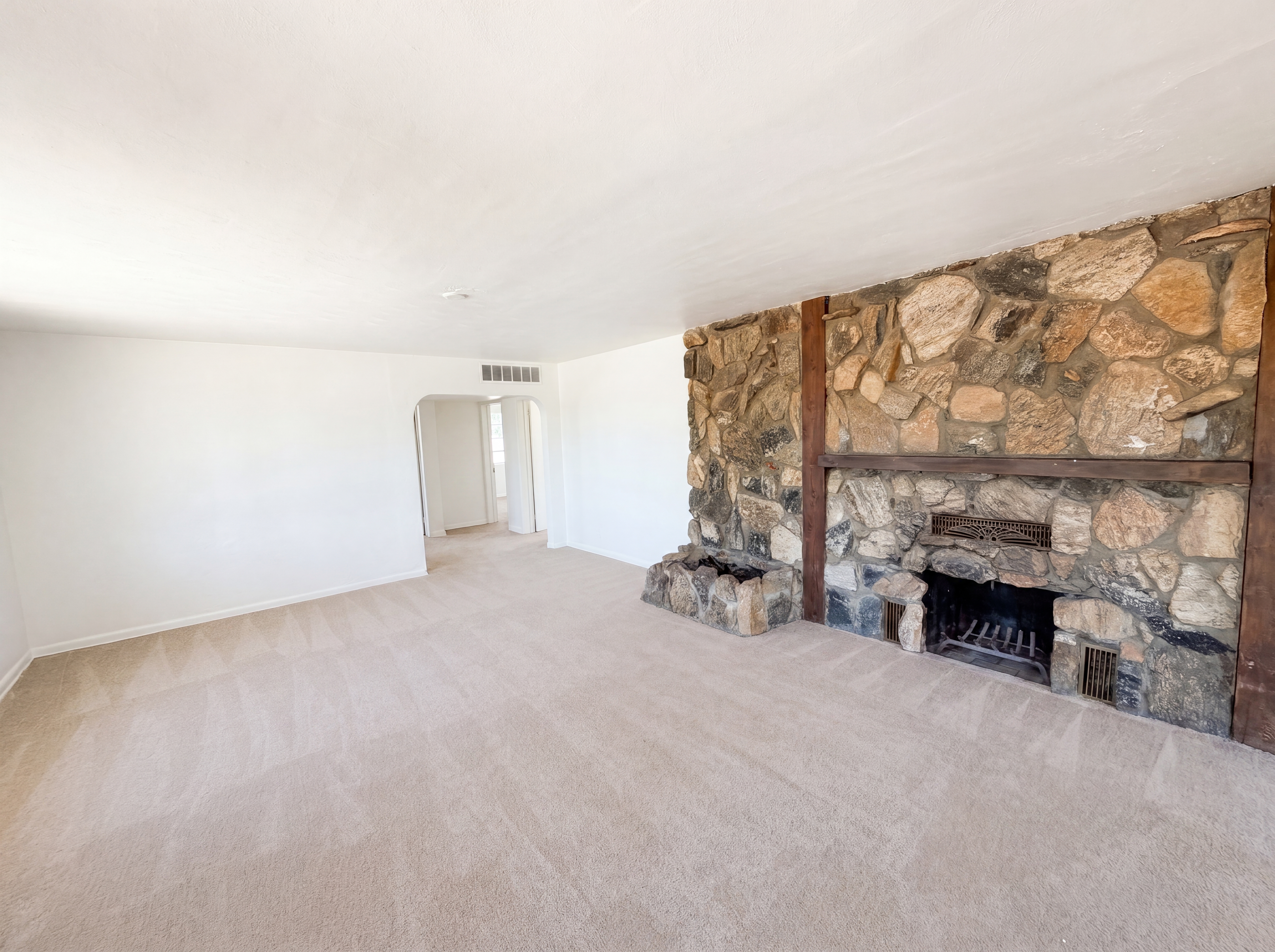 Photo 10 of 22 of 457 E Pastime Rd, Tucson, AZ