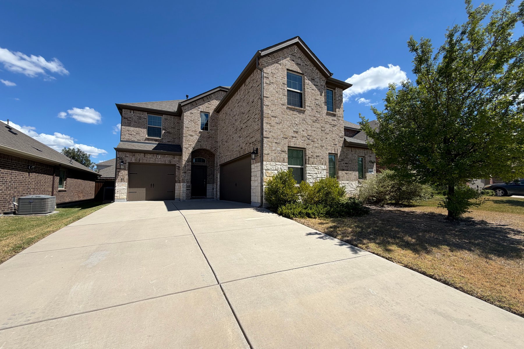 Photo 1 of 2929 Log Cabin Dr