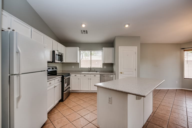 Photo 3 of 26 - 1216 S Riata St, Gilbert, AZ 85296