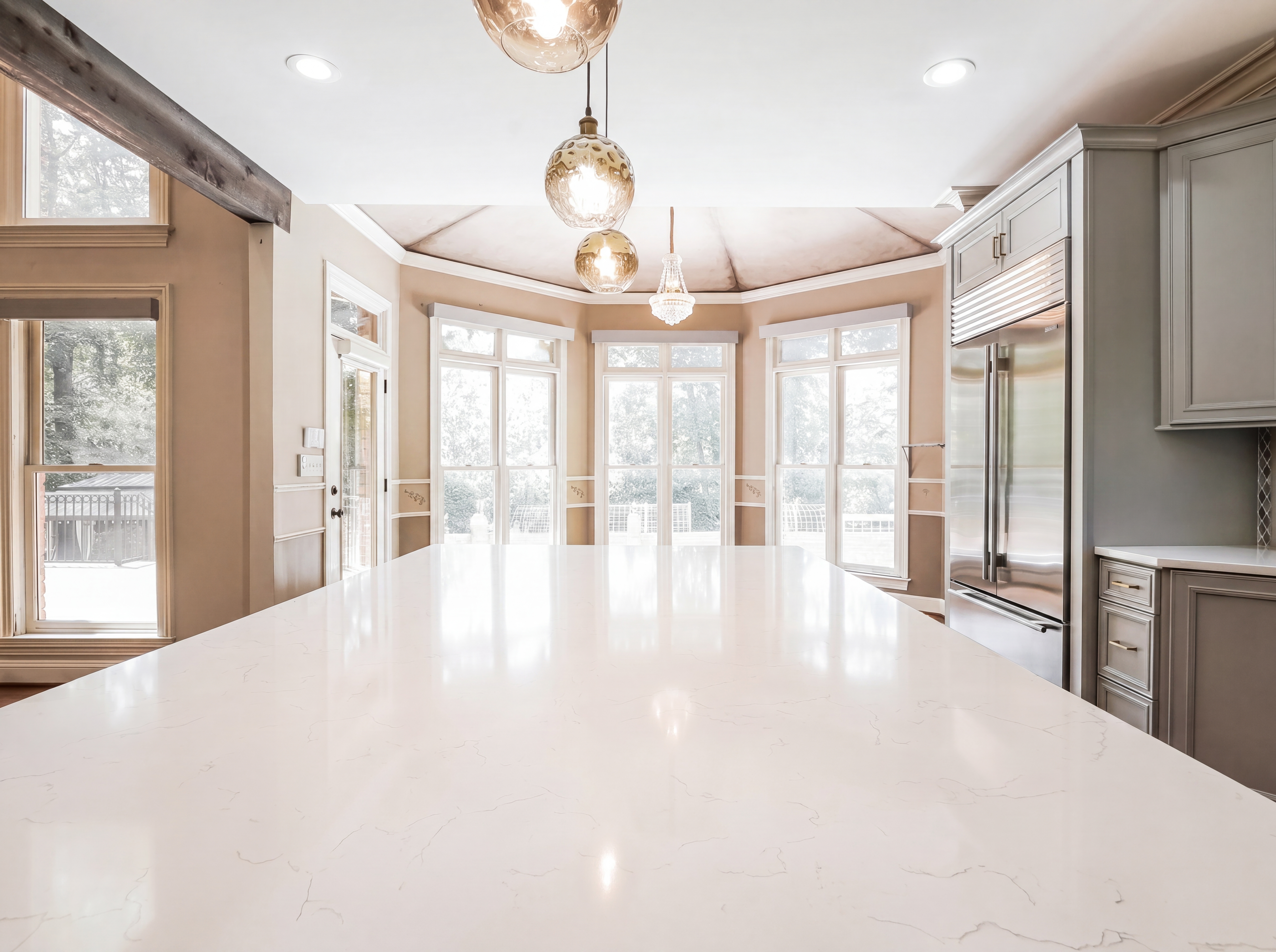 Photo 5 of 35 of 5064 Greystone Way, Hoover, AL