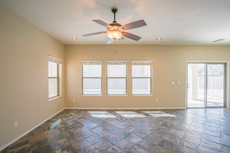 Photo 3 of 31 - 18563 W Fairway Dr, Surprise, AZ 85374
