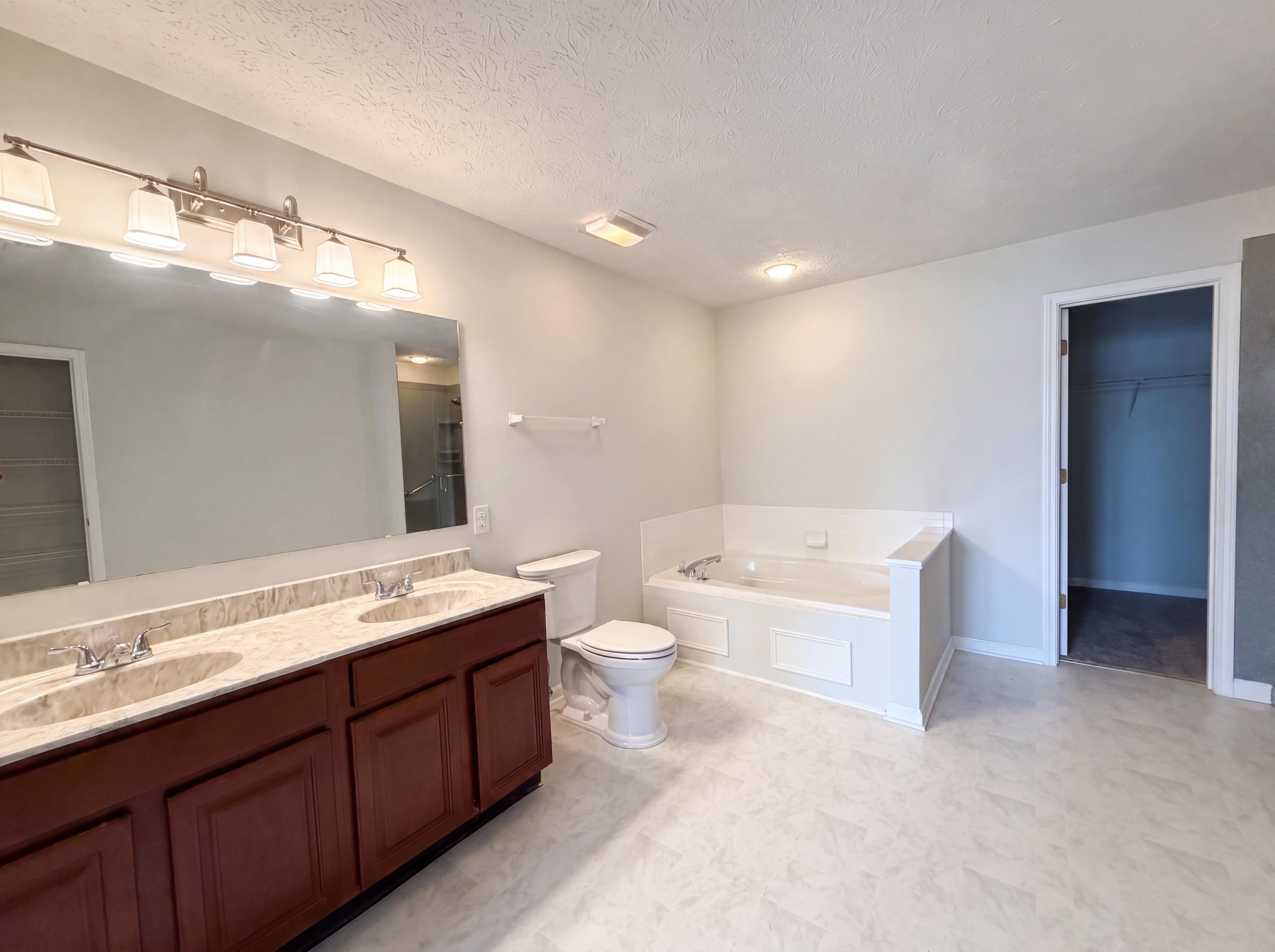 Photo 6 of 22 of 4636 Physics Way, Indianapolis, IN