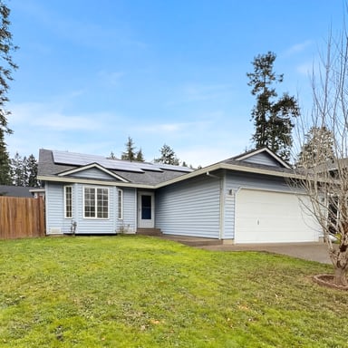 Property photo 1 of 8641 NE Windstone St