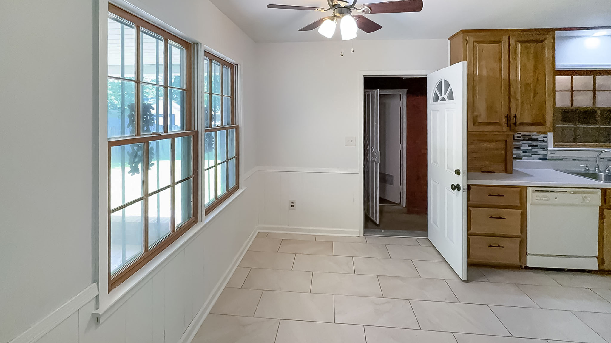 Photo 14 of 17 of 2627 Fisk Rd, Montgomery, AL