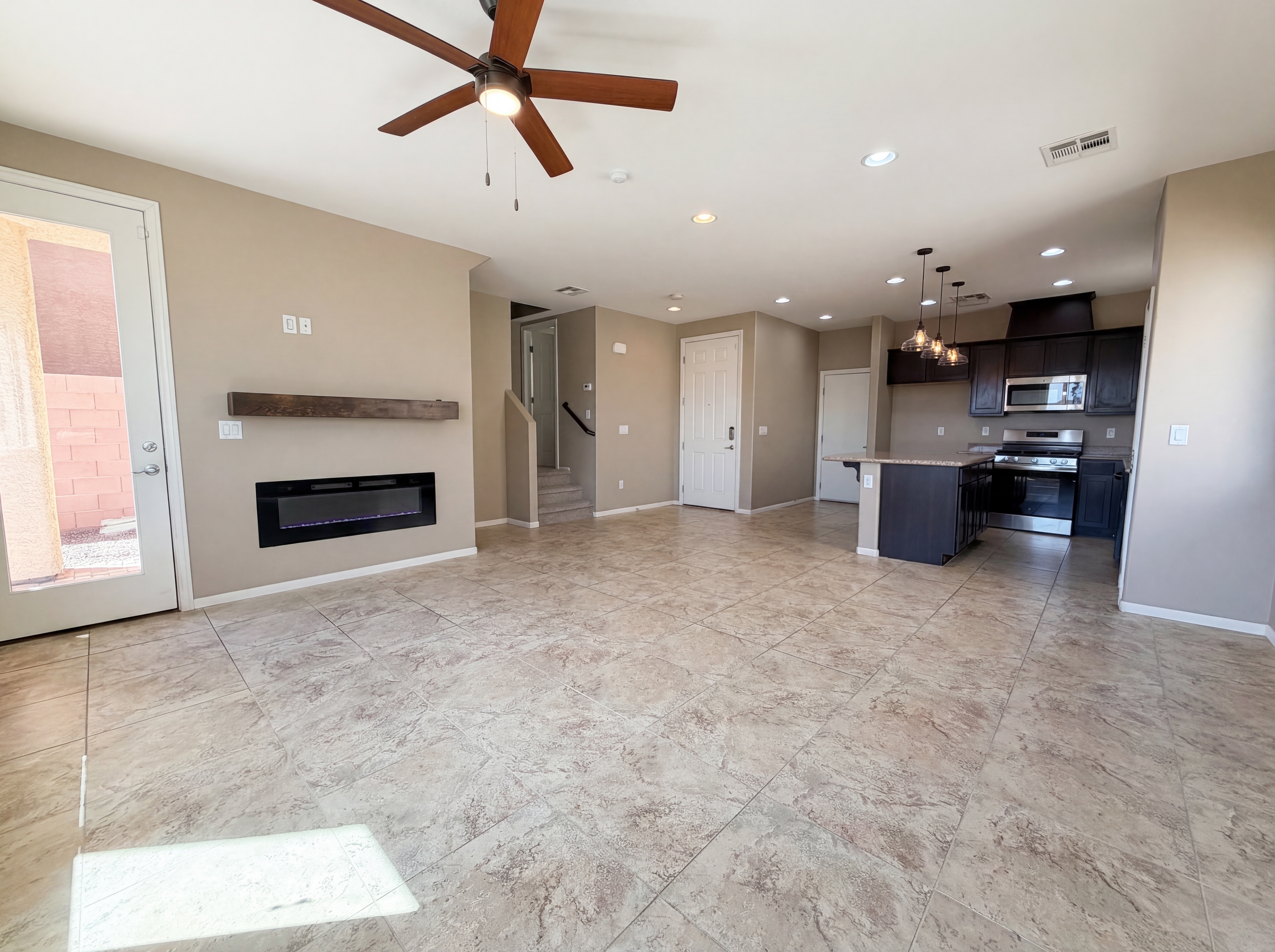 Photo 10 of 27 of 779 Proud Waters Ct, Las Vegas, NV