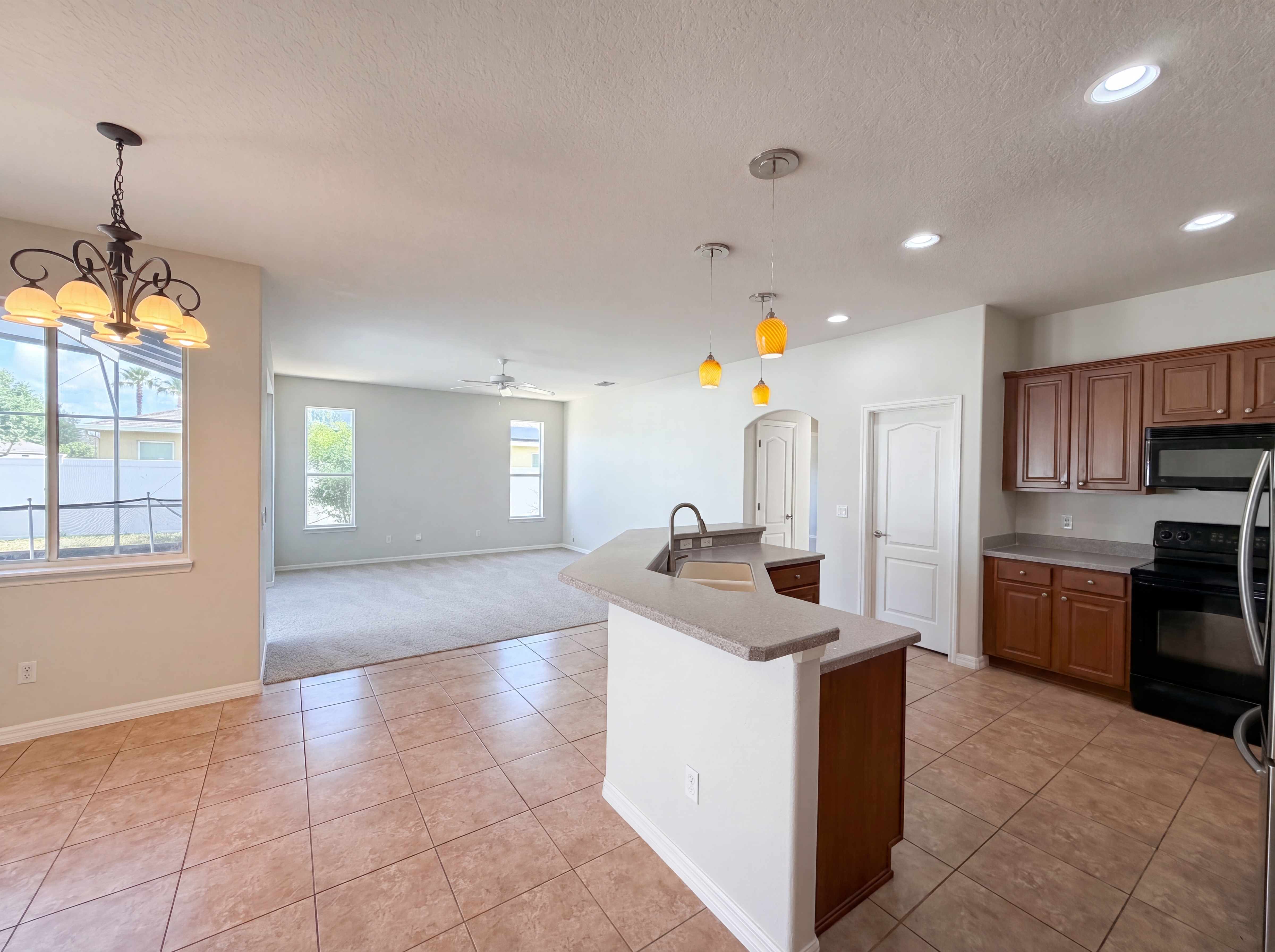 Photo 8 of 28 of 457 Amethyst Ave, Auburndale, FL