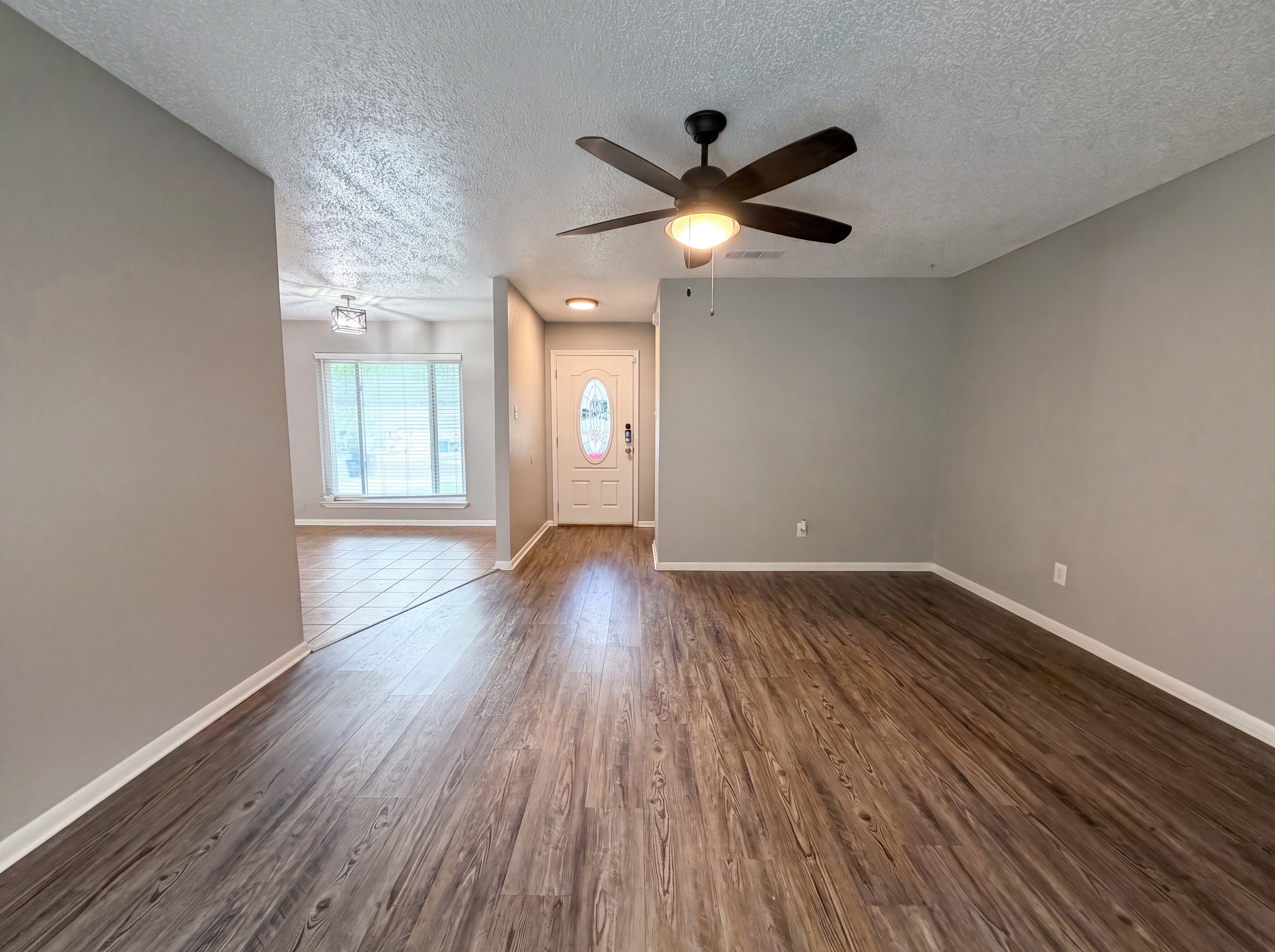 Photo 3 of 16 of 816 N 23rd St, Copperas Cove, TX