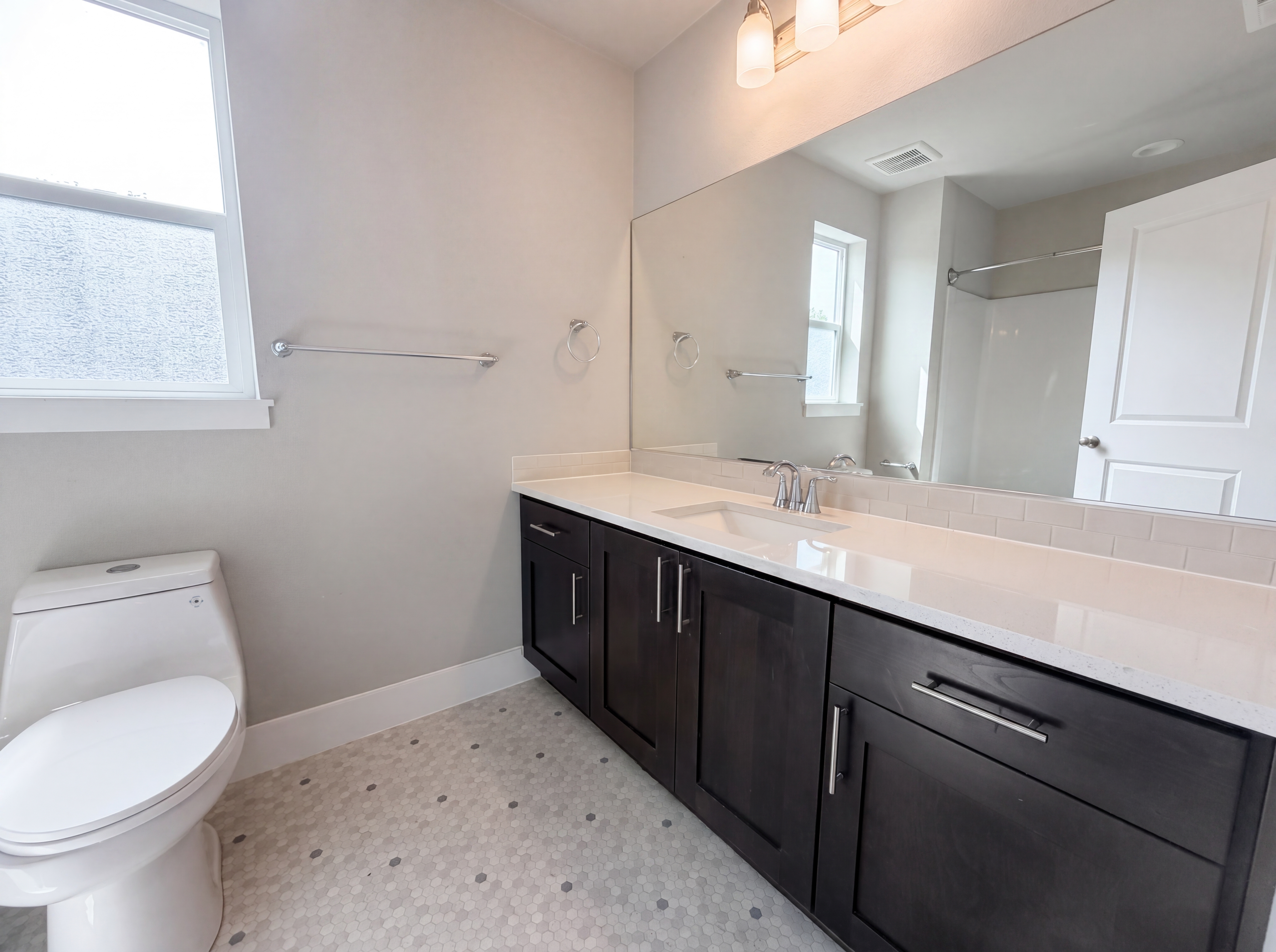 Photo 16 of 19 of 2602 S 11th Ct, Ridgefield, WA