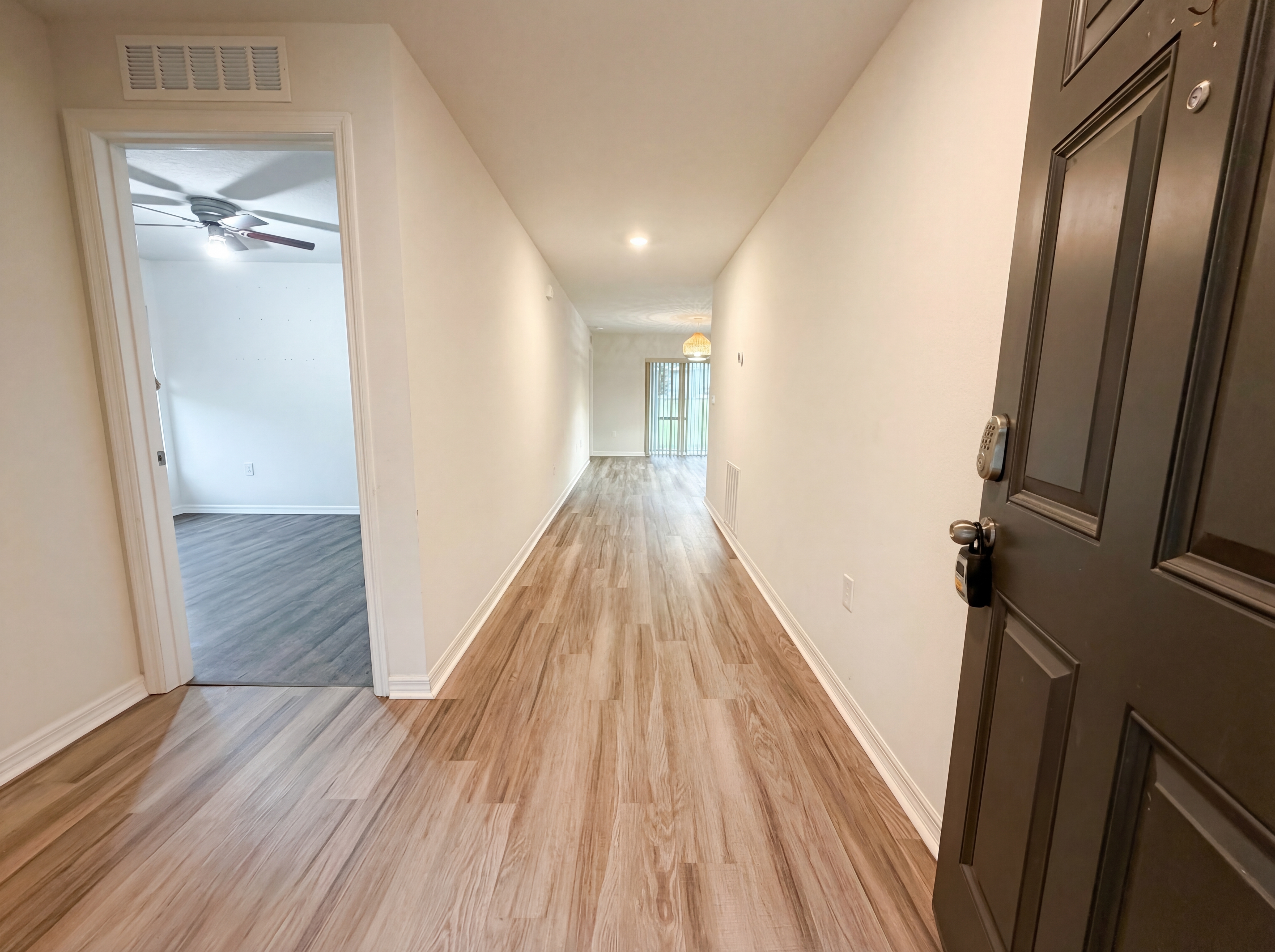 Photo 7 of 17 of 171 River Ridge Pl, Welaka, FL