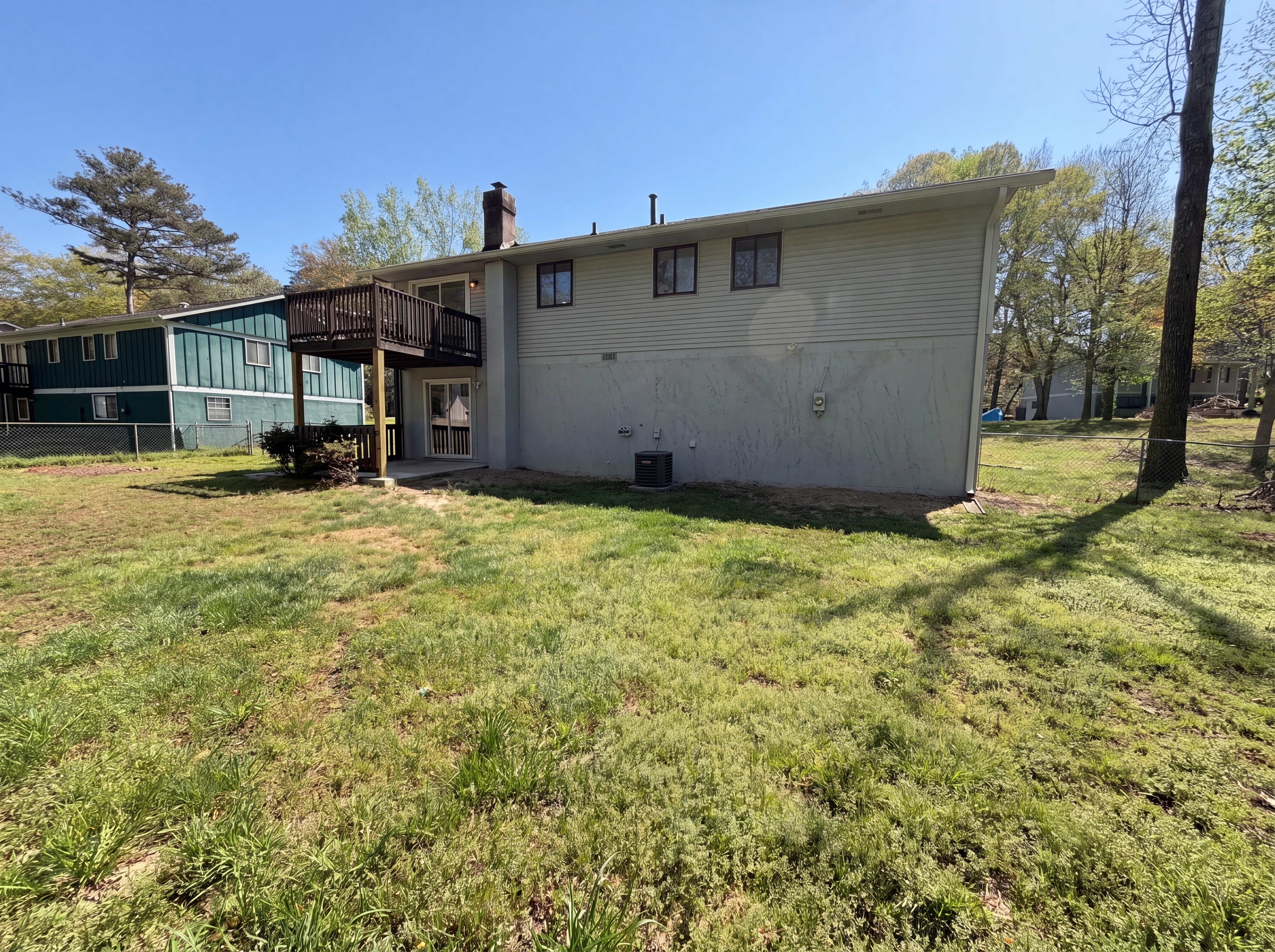 Photo 13 of 16 of 1010 Buckhurst Dr, Atlanta, GA