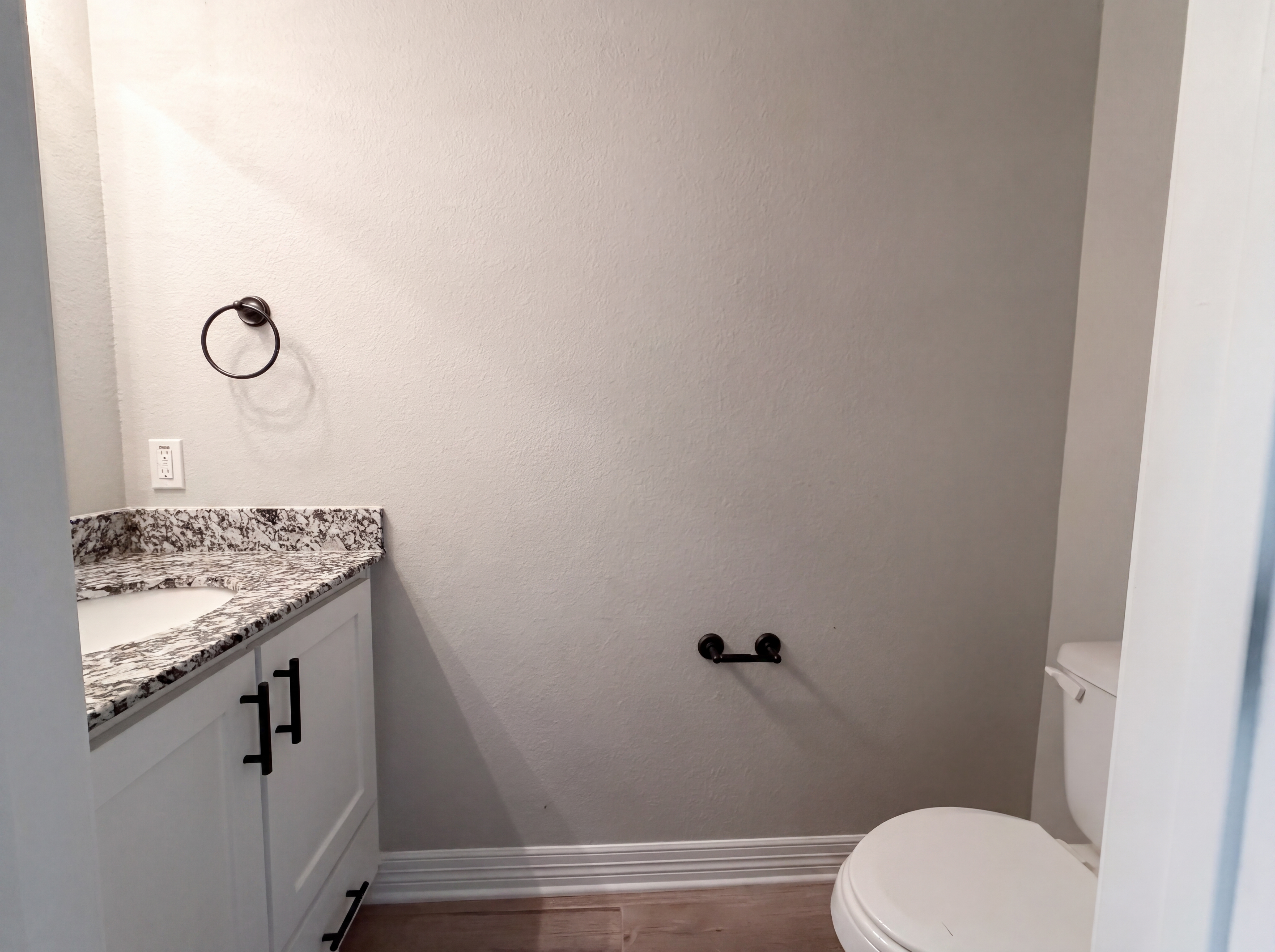 Photo 14 of 21 of 6112 Wye Oak Dr, Salado, TX