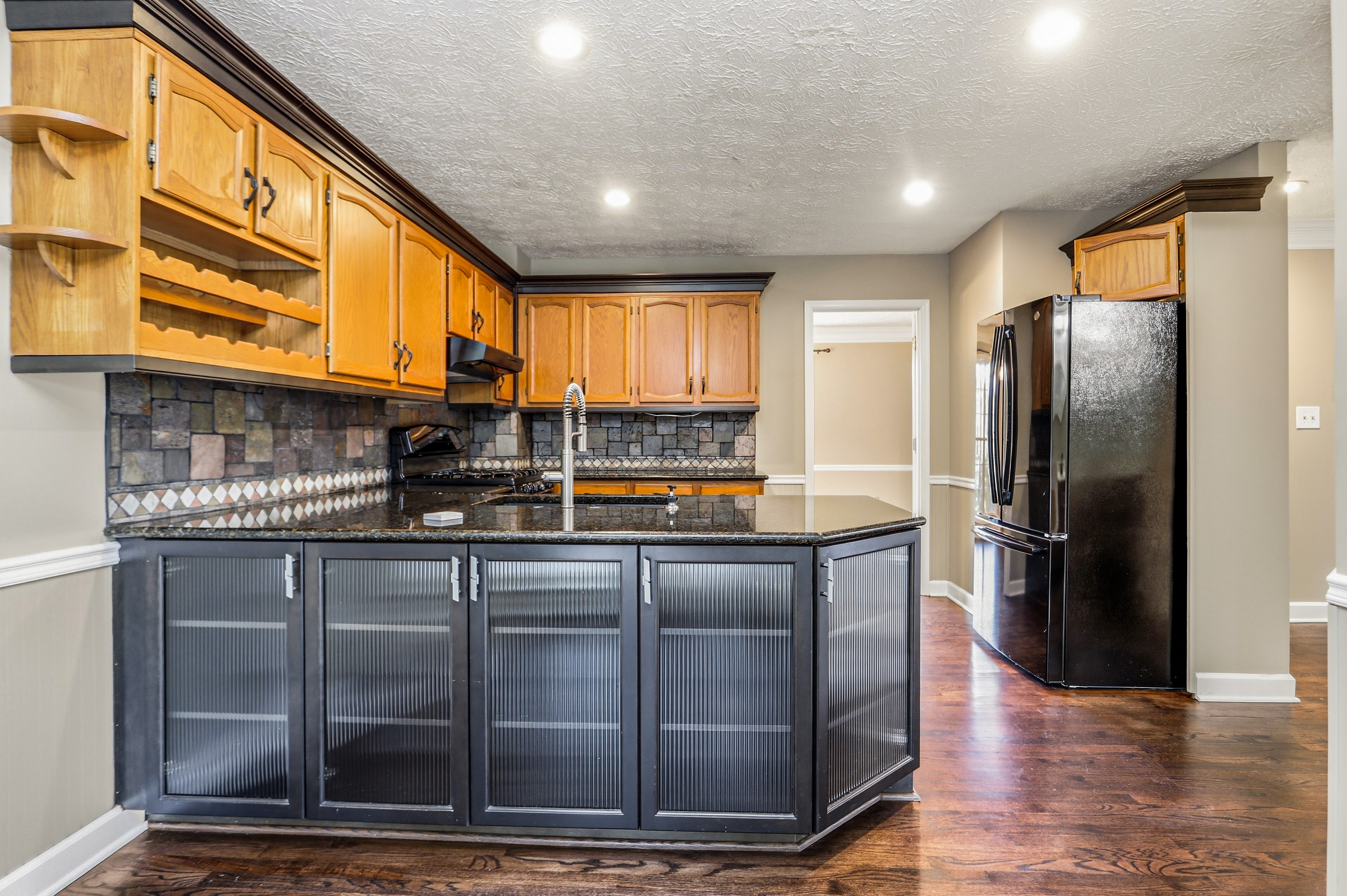 Photo 12 of 56 of 2696 S Arbor Dr, Marietta, GA