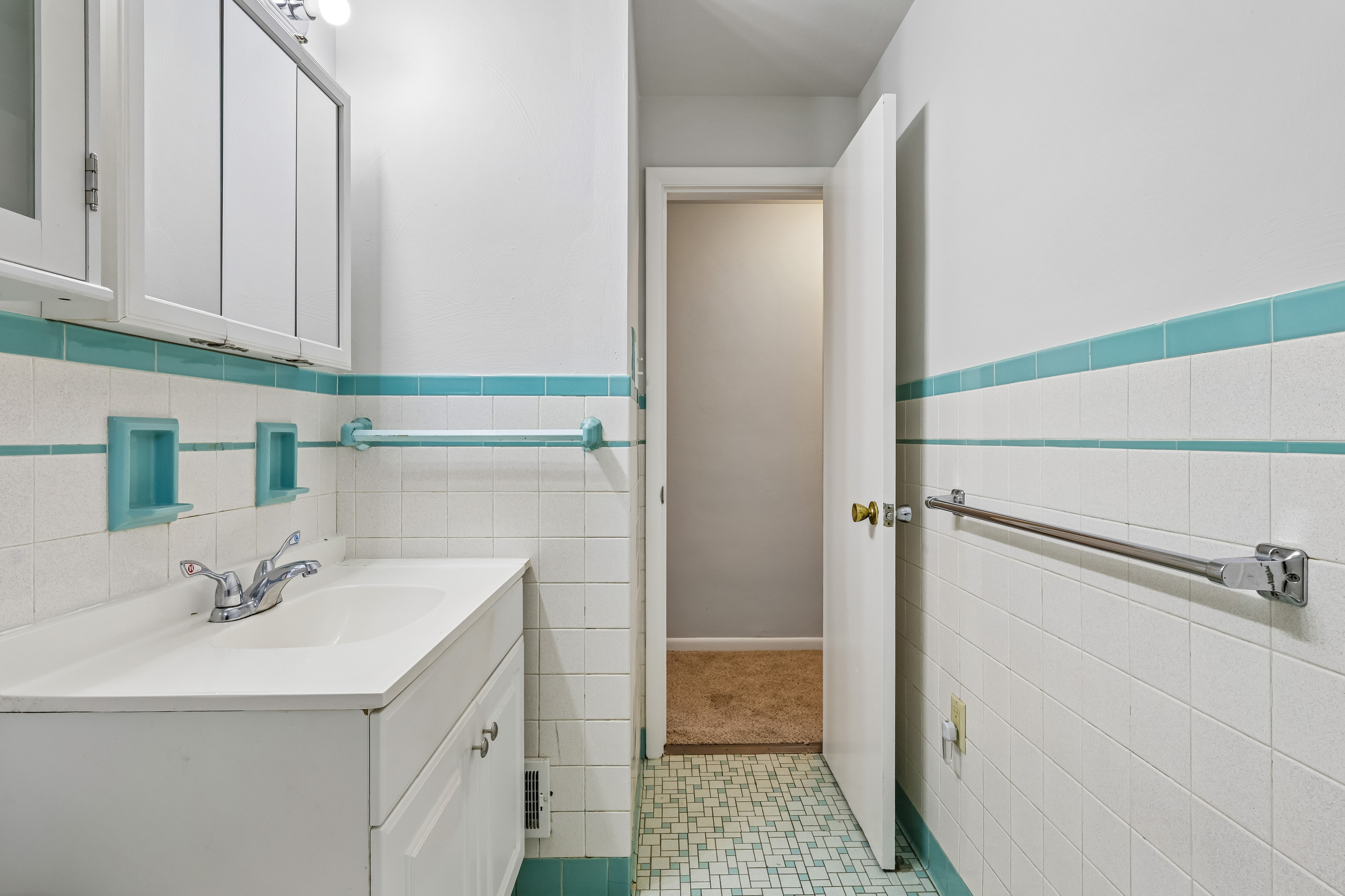 Photo 33 of 47 of 3207 Garbett St, McKeesport, PA
