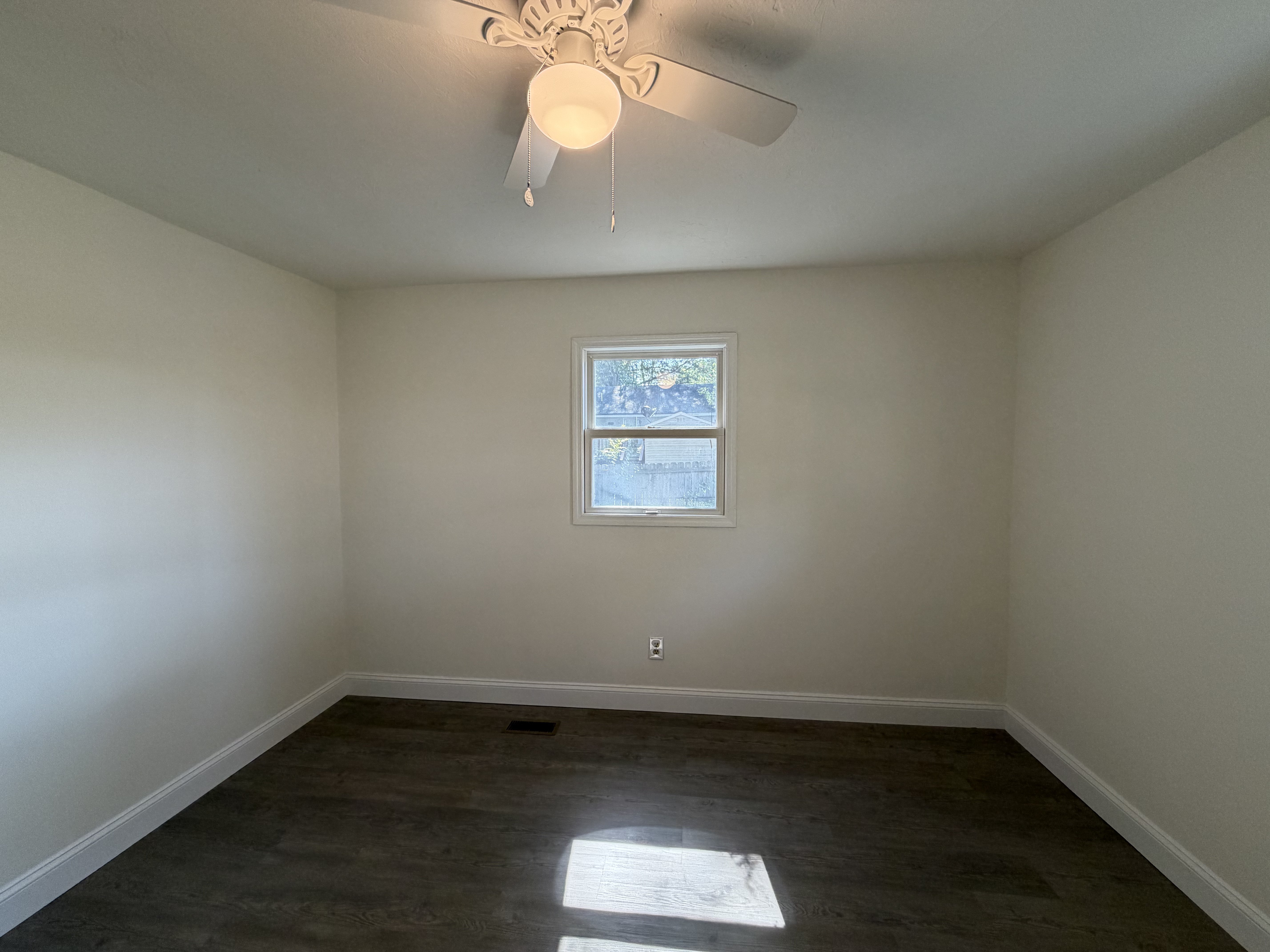 Photo 7 of 17 of 1610 Martin Ave, Gastonia, NC